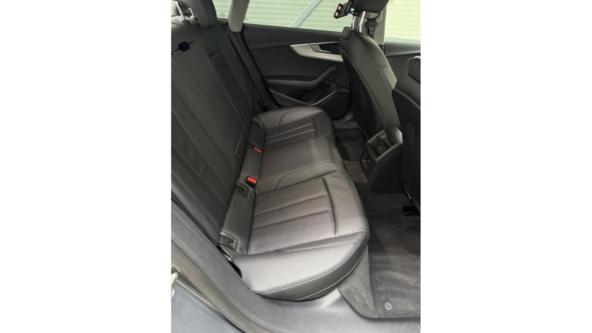Audi A5 2.0 TDI Automatik | Full koža | Registriran 02/2027 | Top stanje, fotografija 8