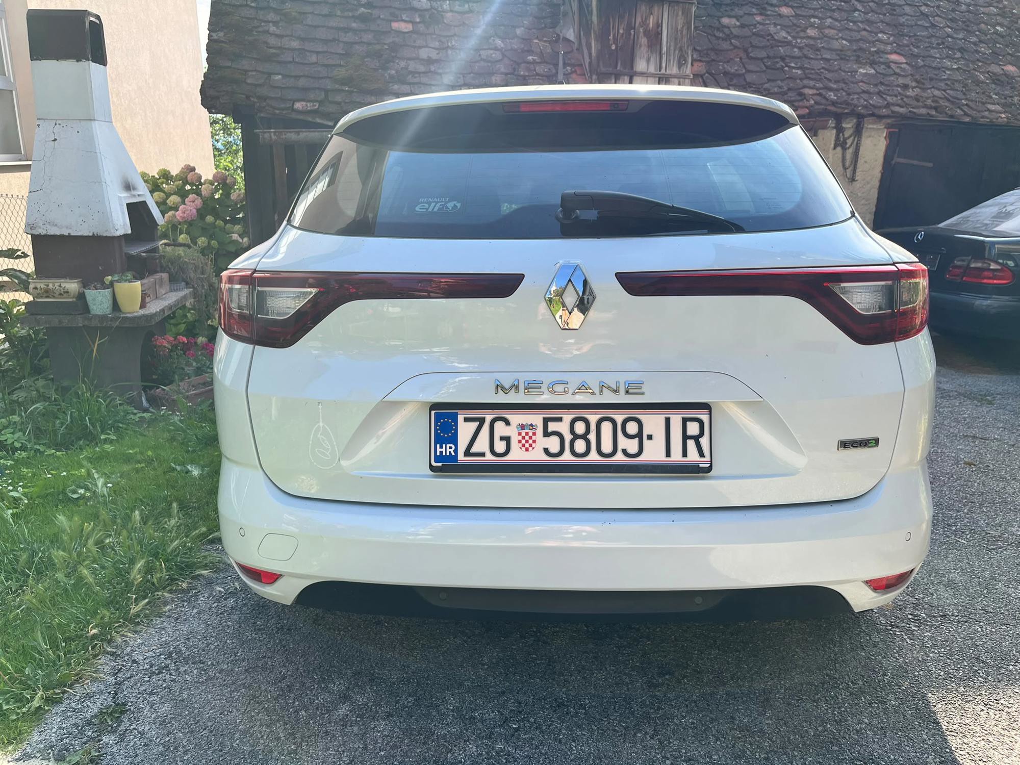 Renault Megane 2017. god, karavan, registriran do 04/2027, fotografija 3
