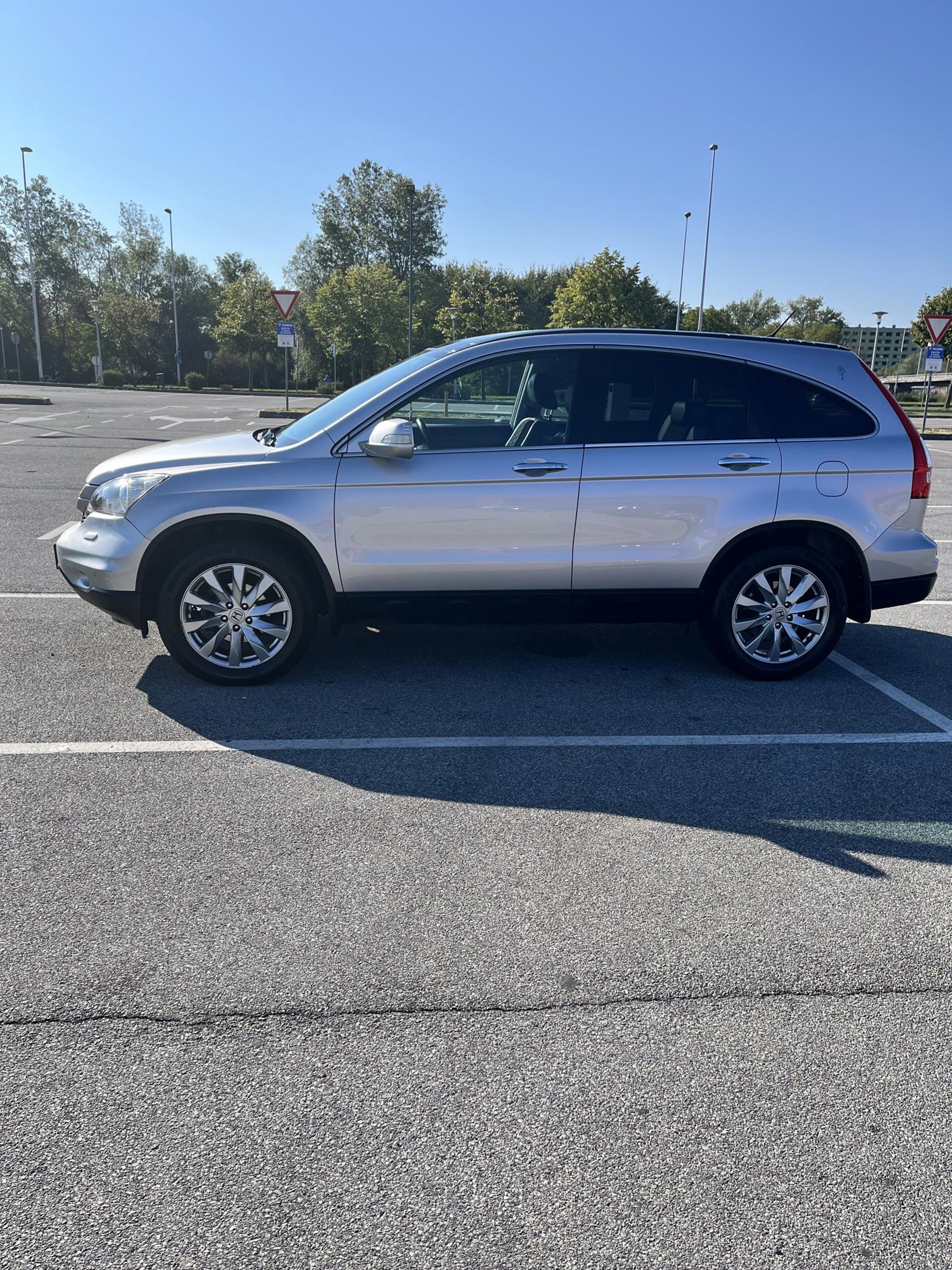 Honda CR-V Executive 2012. god, 4x4, automatska klima, kompletna povijest, fotografija 4