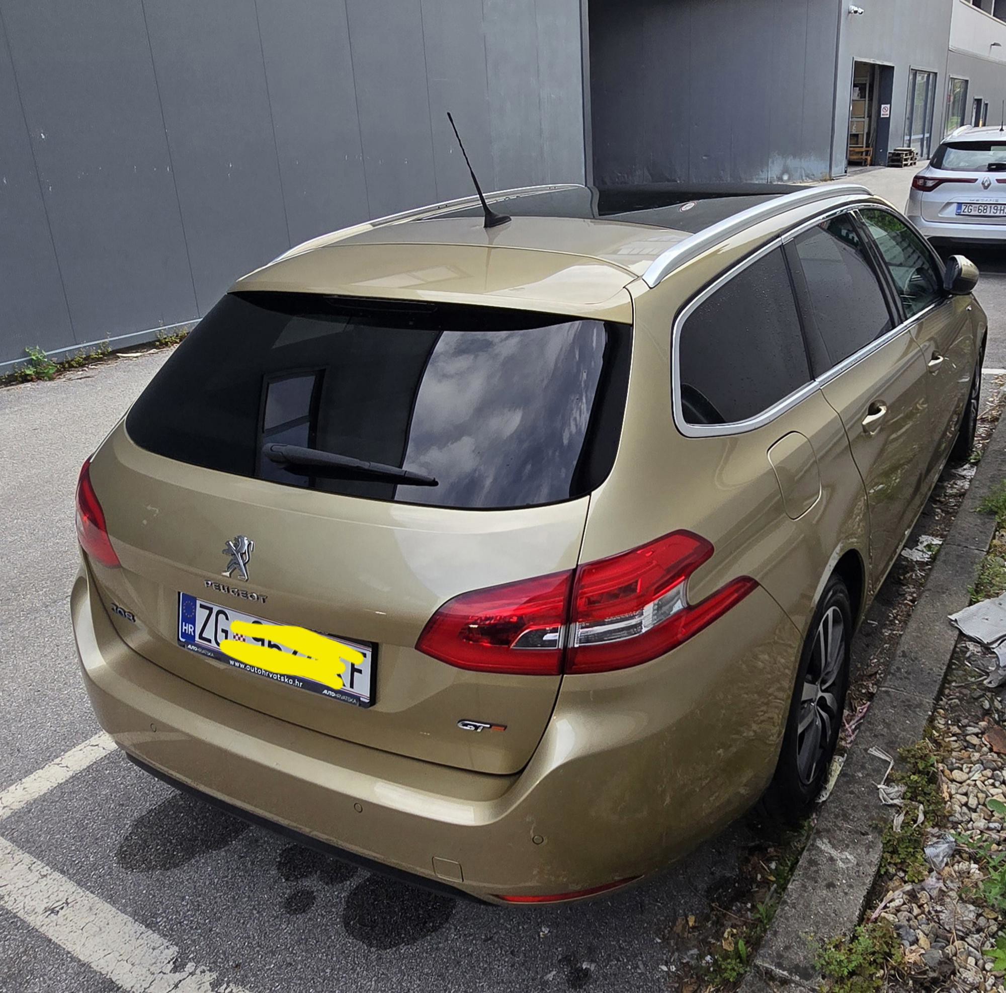 Prodajem peugeot 308 sw 2.0 hdi 110 kw, fotografija 3