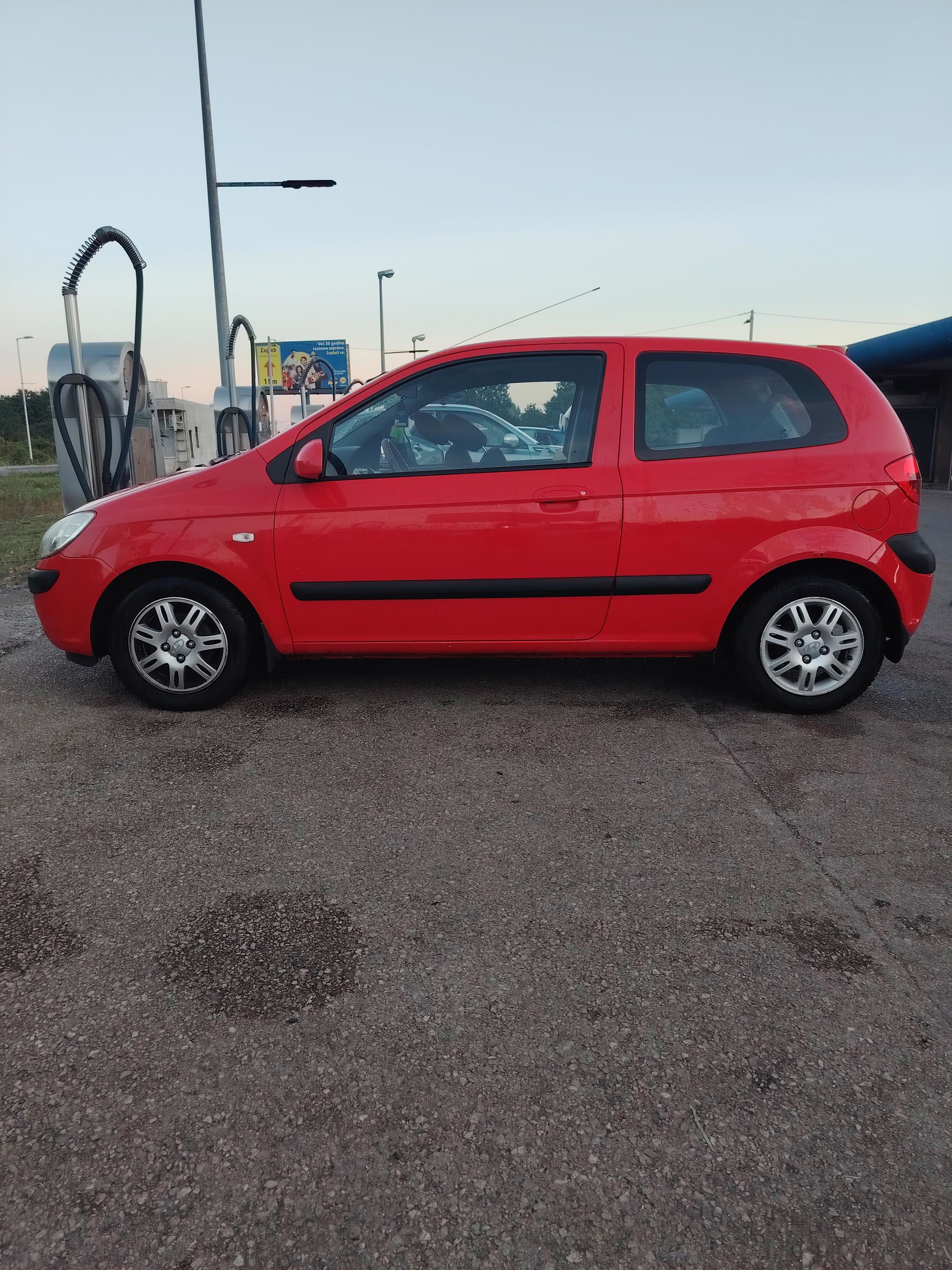 Hyunday Getz 1.4, pogled izvana - slika 4