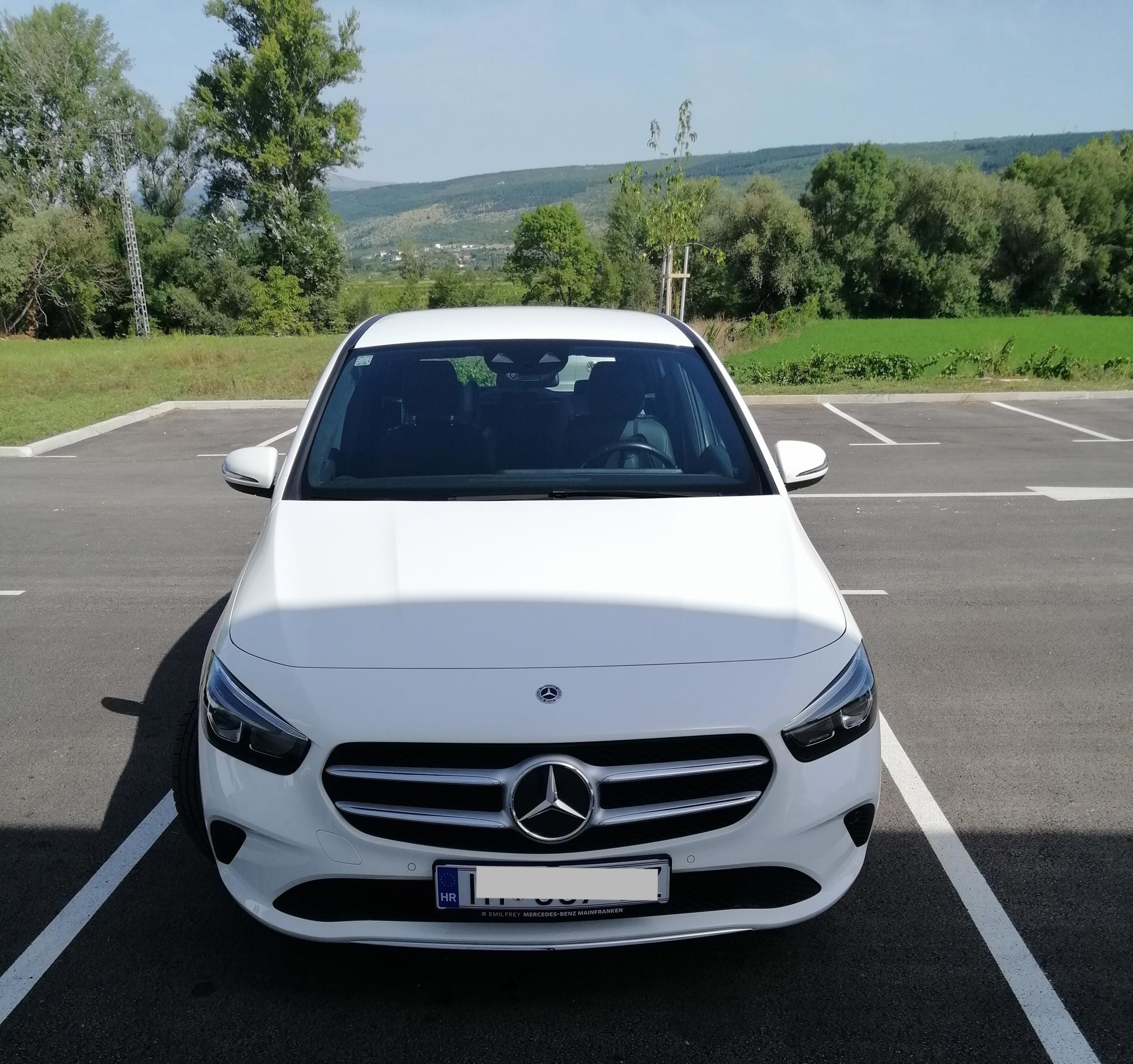 MERCEDES-BENZ B 180*PROGRESSIVE*, fotografija 1