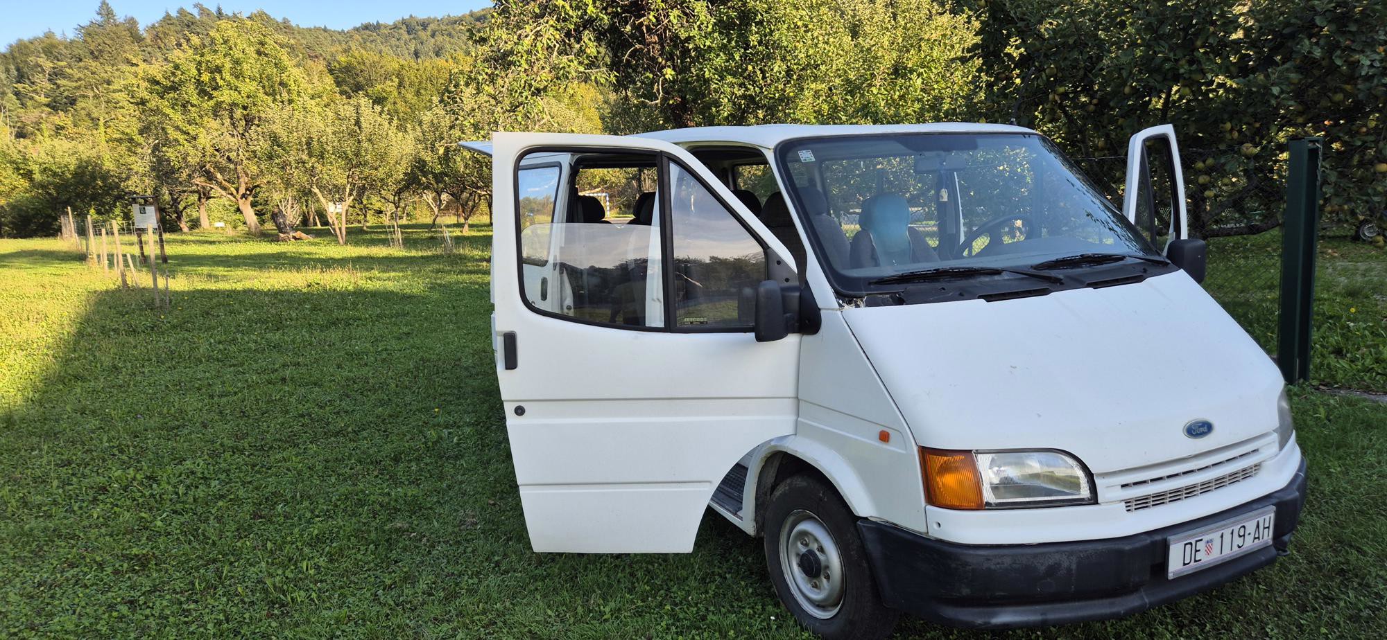 Ford transit kombi putnički 2,5 D 8+1 , 1992.g. reg 3.27. odličan za svoje godište, fotografija 3