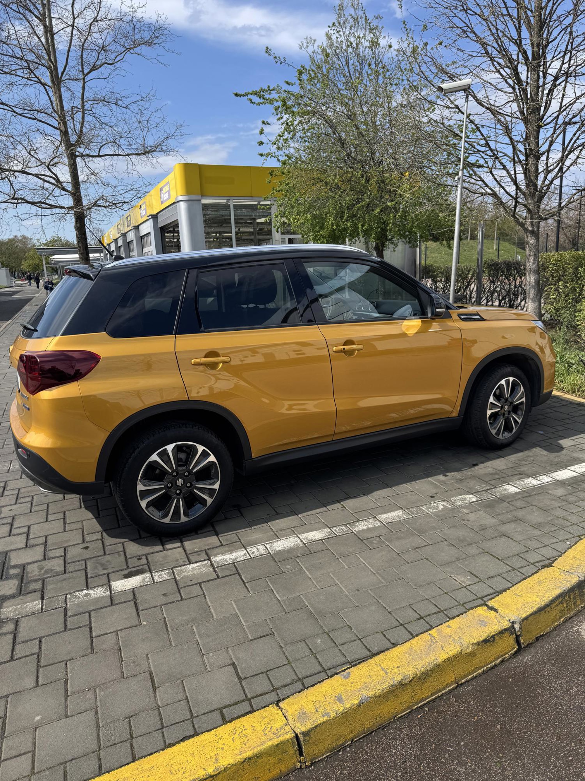 Suzuki Vitara 1.4. HYB GLX+ AAC ELEGANCE +, fotografija 4