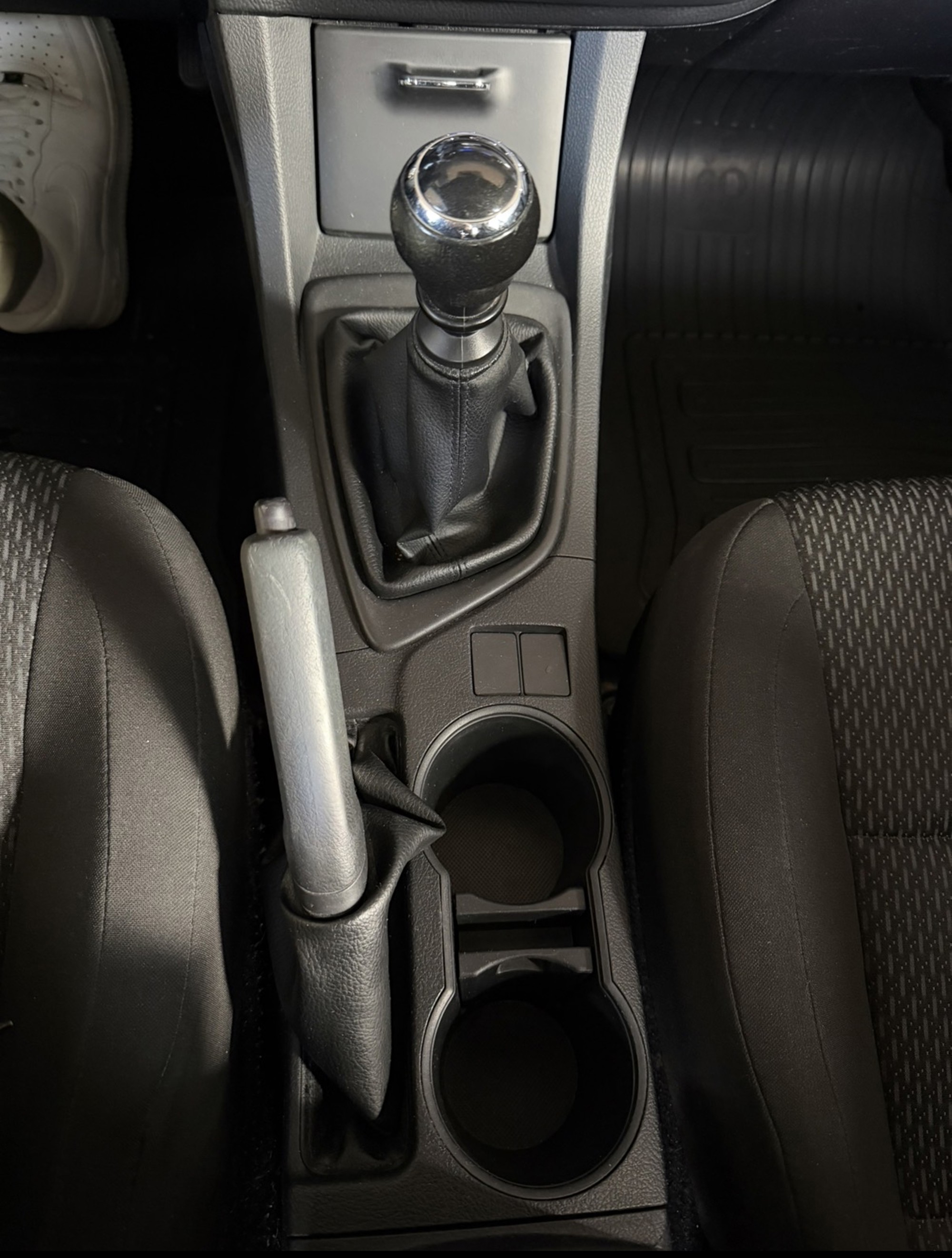 Toyota Corolla Sedan 1.33 benzin | 2016. | Prvi vlasnik, fotografija 11