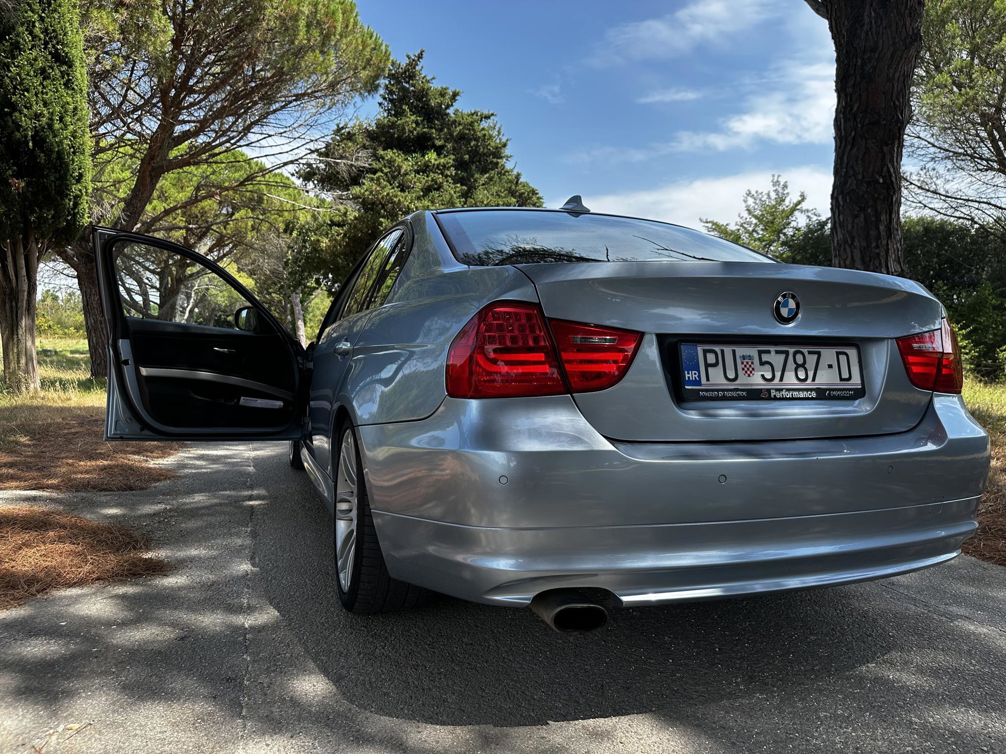 BMW 320d LCI|Xenon|Šiber|Bilsterin B12|Zamjenjen lanac, fotografija 3