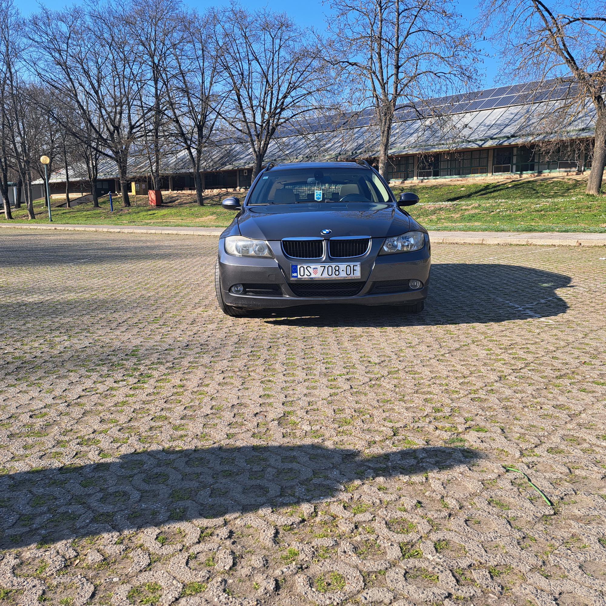BMW e91 318D (2000 cm3) 2008 god., pogled izvana - slika 2