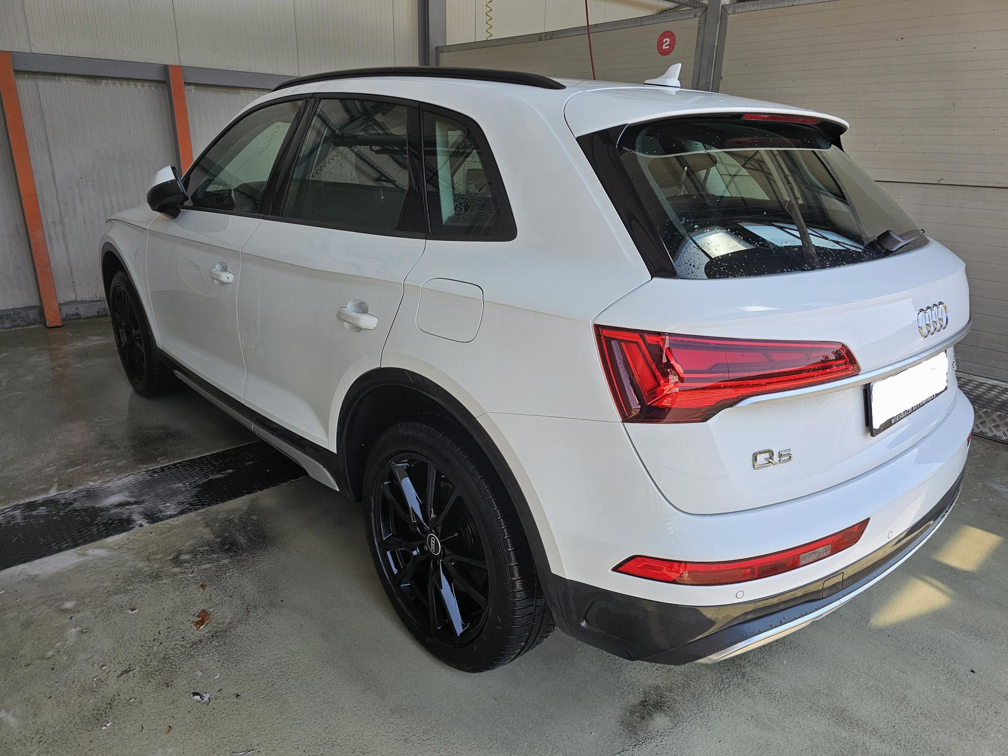 Audi Q5 50TFSIe Quattro Advanced, fotografija 4