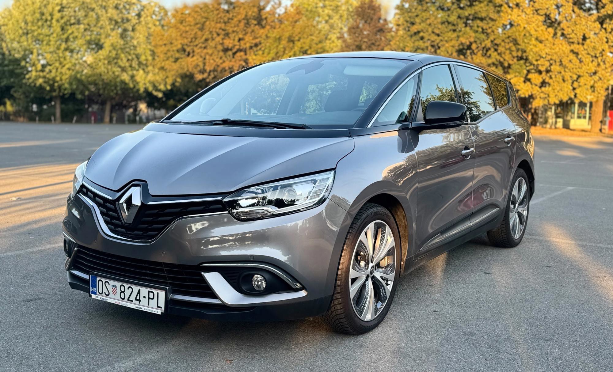 Prodajem Renault Grand Scenic, fotografija 3