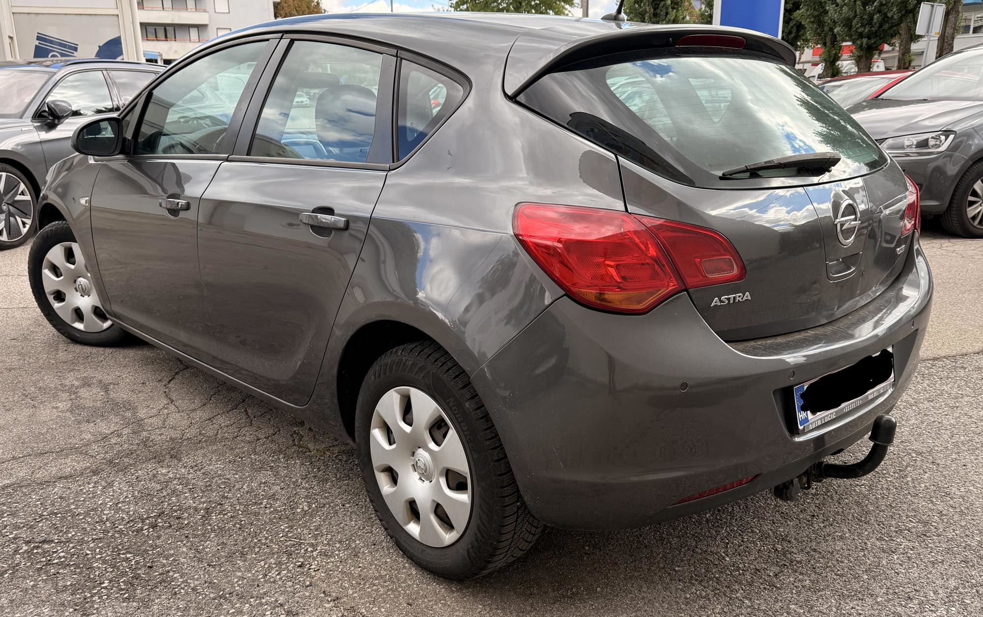 Opel Astra 1.7 cdi, sa kvarom motora, registrirana, fotografija 4