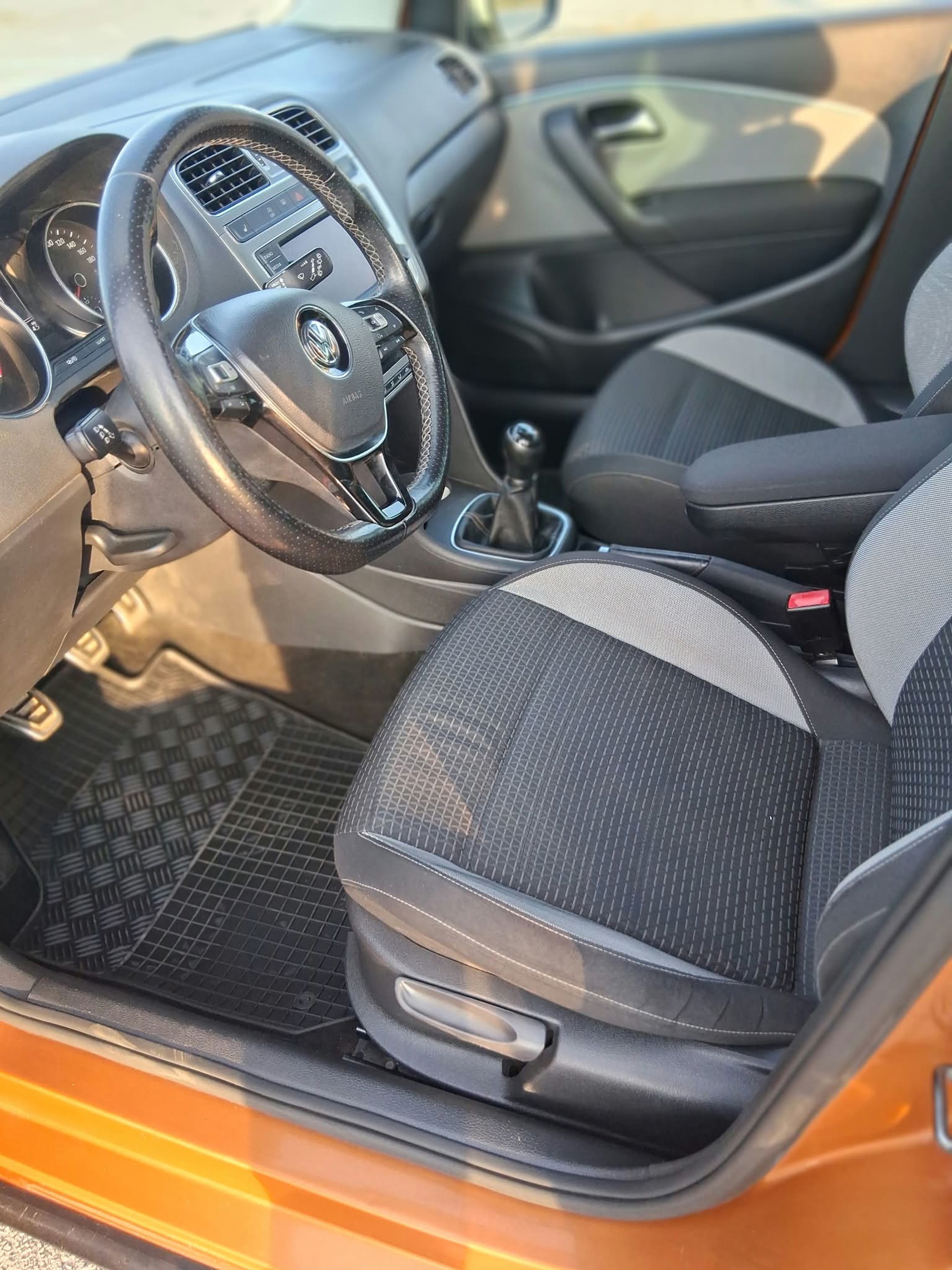 Volkswagen Polo Cross 1.2 TSI, fotografija 5