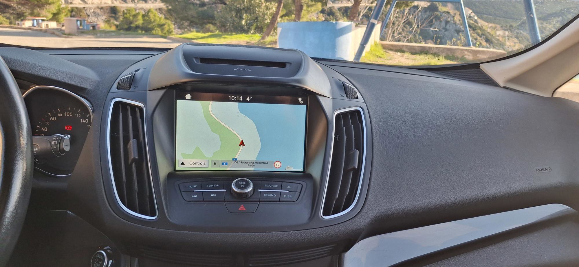 Ford C-Max 2017. god, automatik, tempomat, fotografija 14