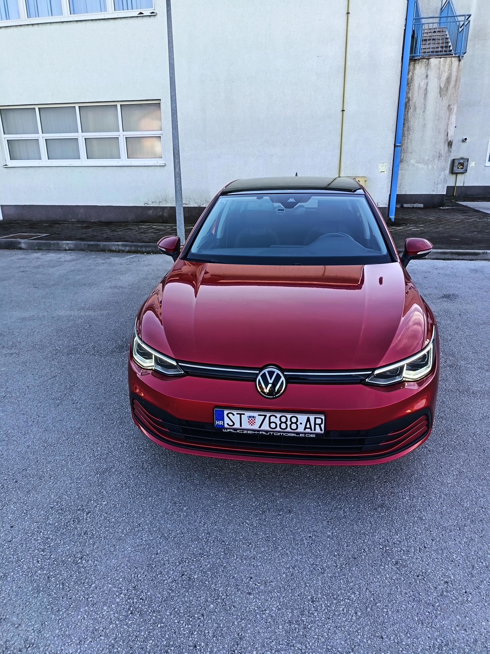 VW Golf 8, fotografija 4