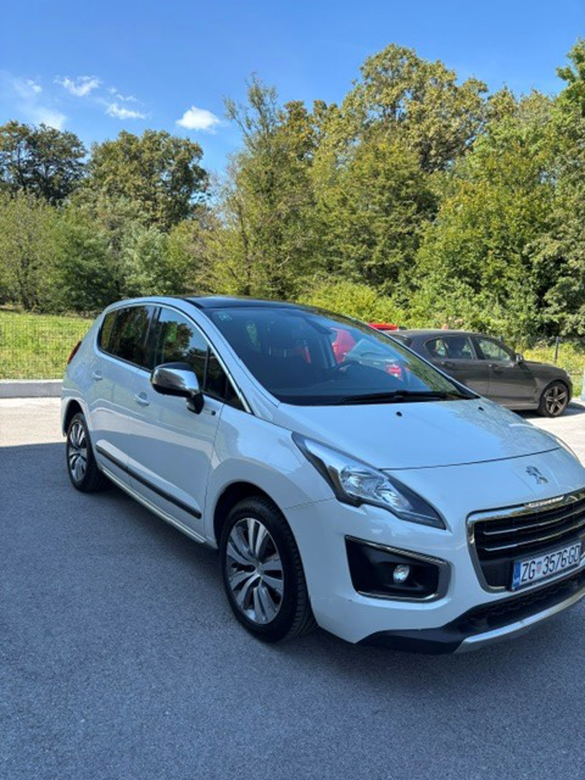 Peugeot 3008, 12/2016 facelift , 88 KW, 1.6 BlueHDi, diesel, 170000 km, fotografija 2