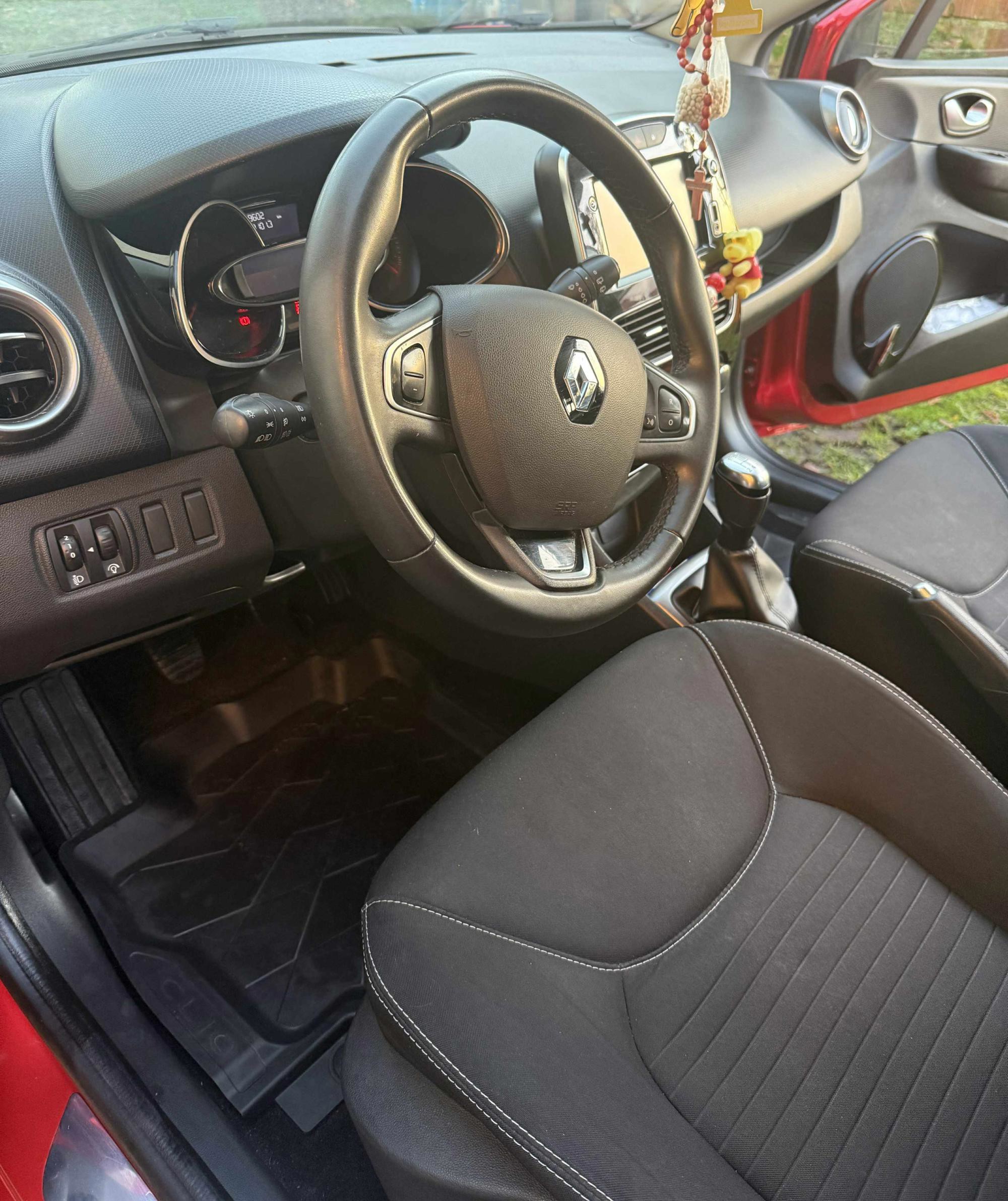Renault Clio limited 1.2 16v, pogled izvana - slika 1