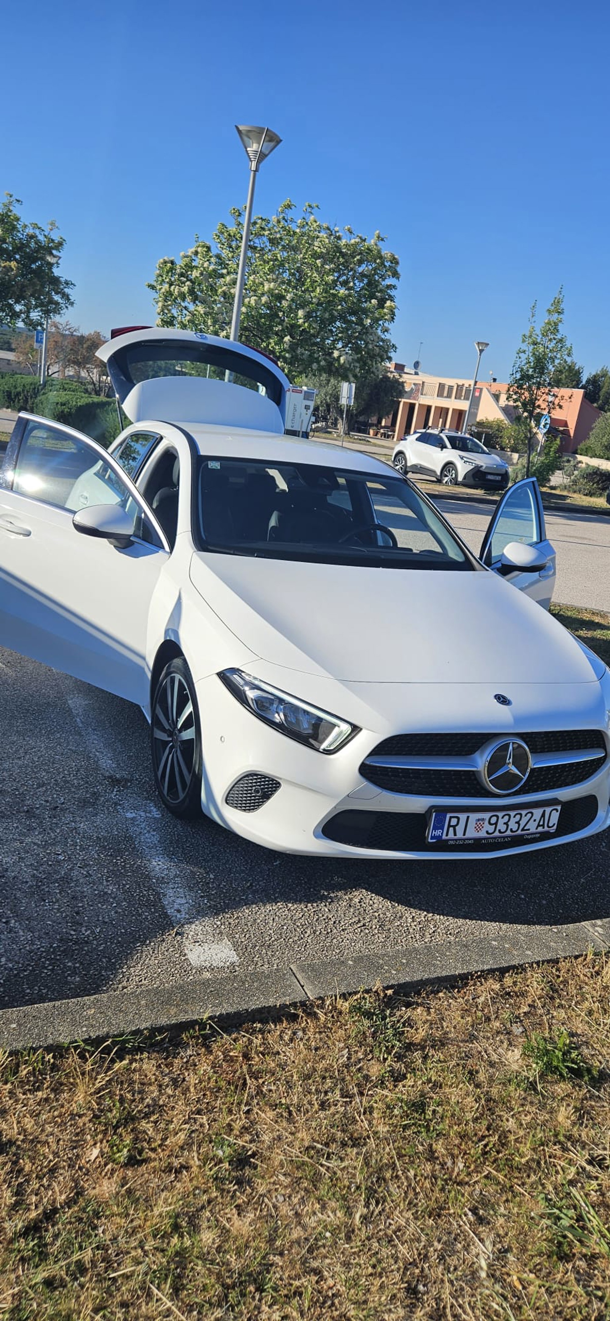 Mercedes Benz A-200 Sport, fotografija 2