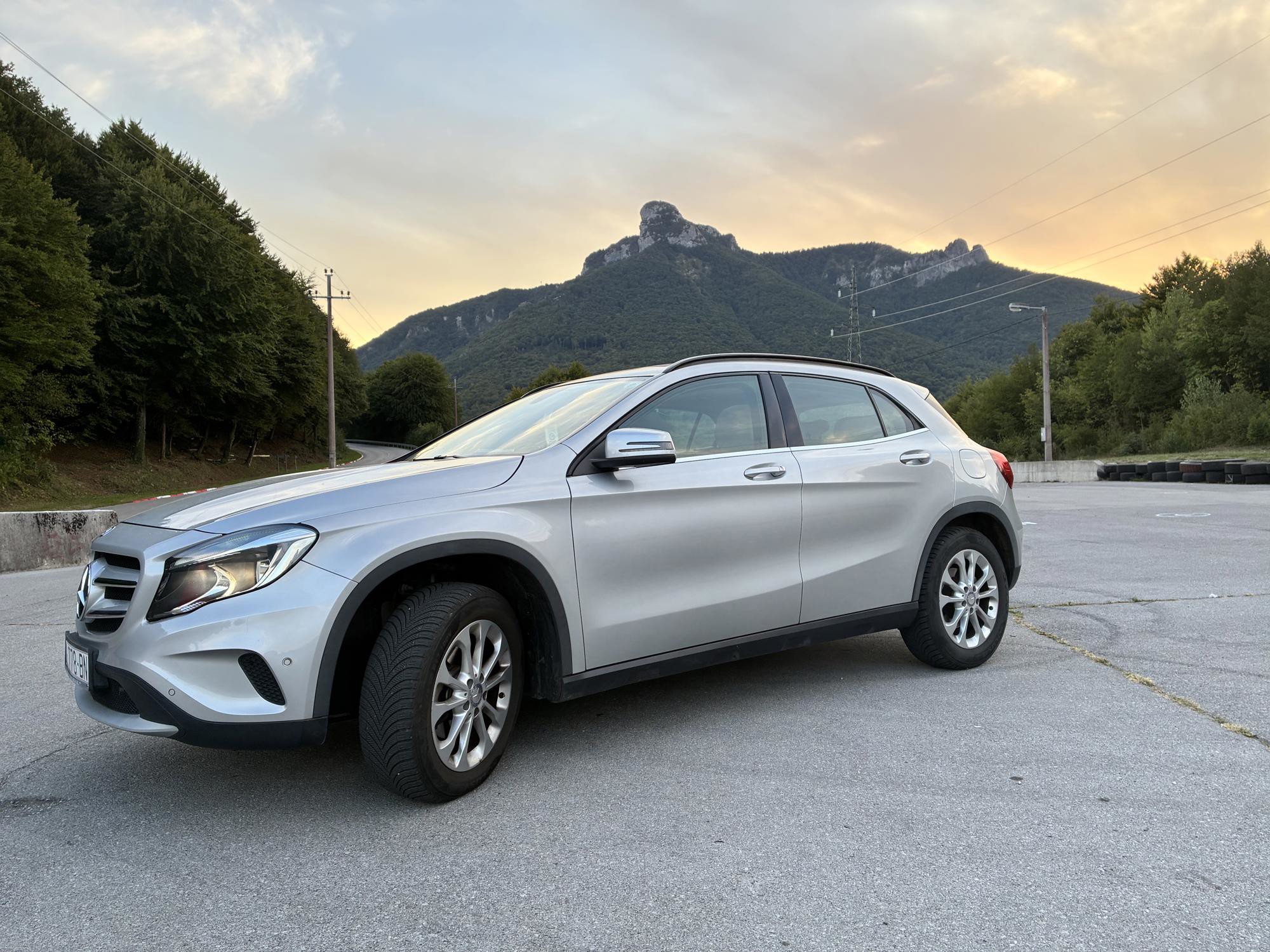 Mercedes GLA 220, fotografija 2