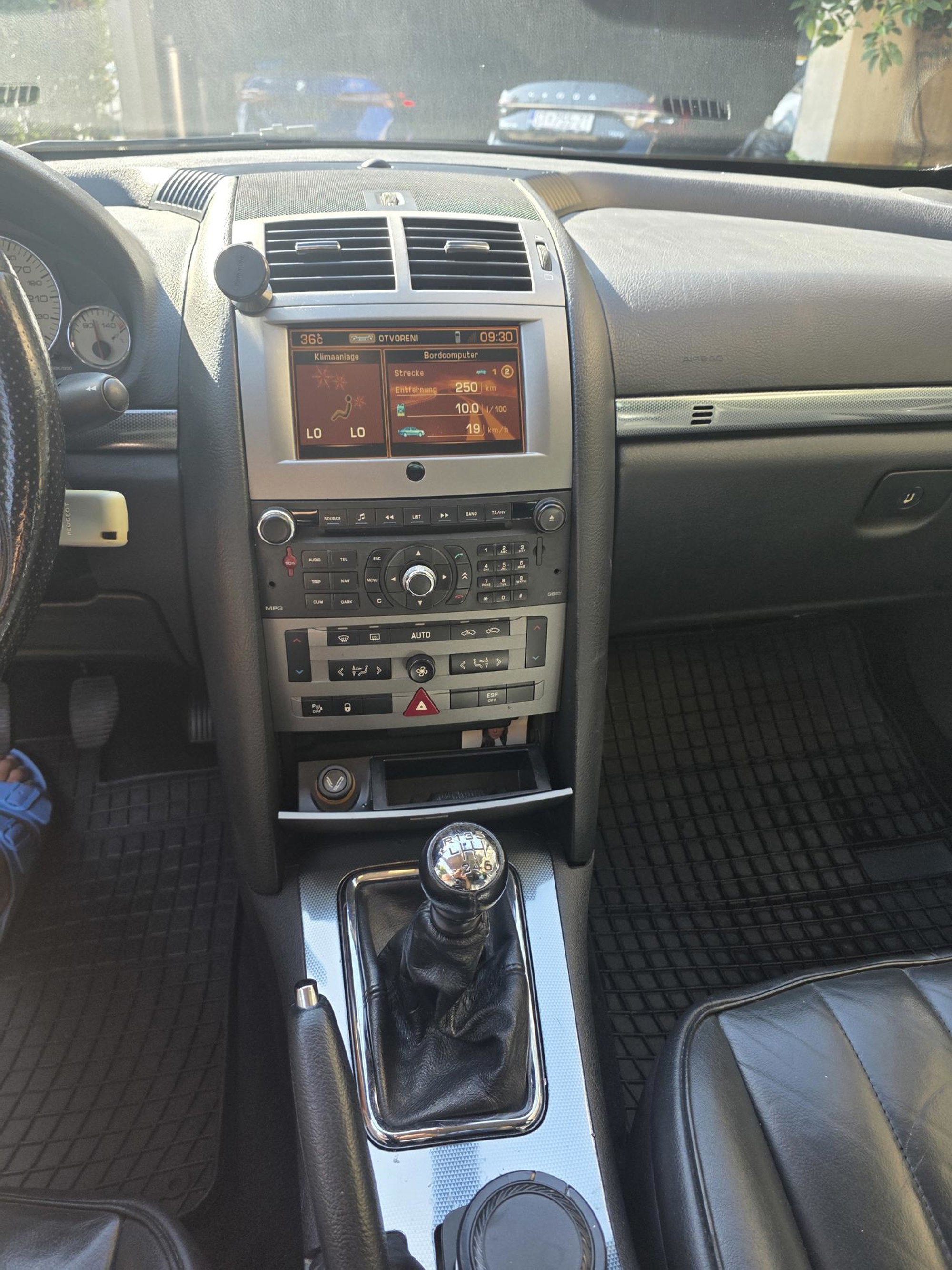 Peugeot 407, fotografija 3