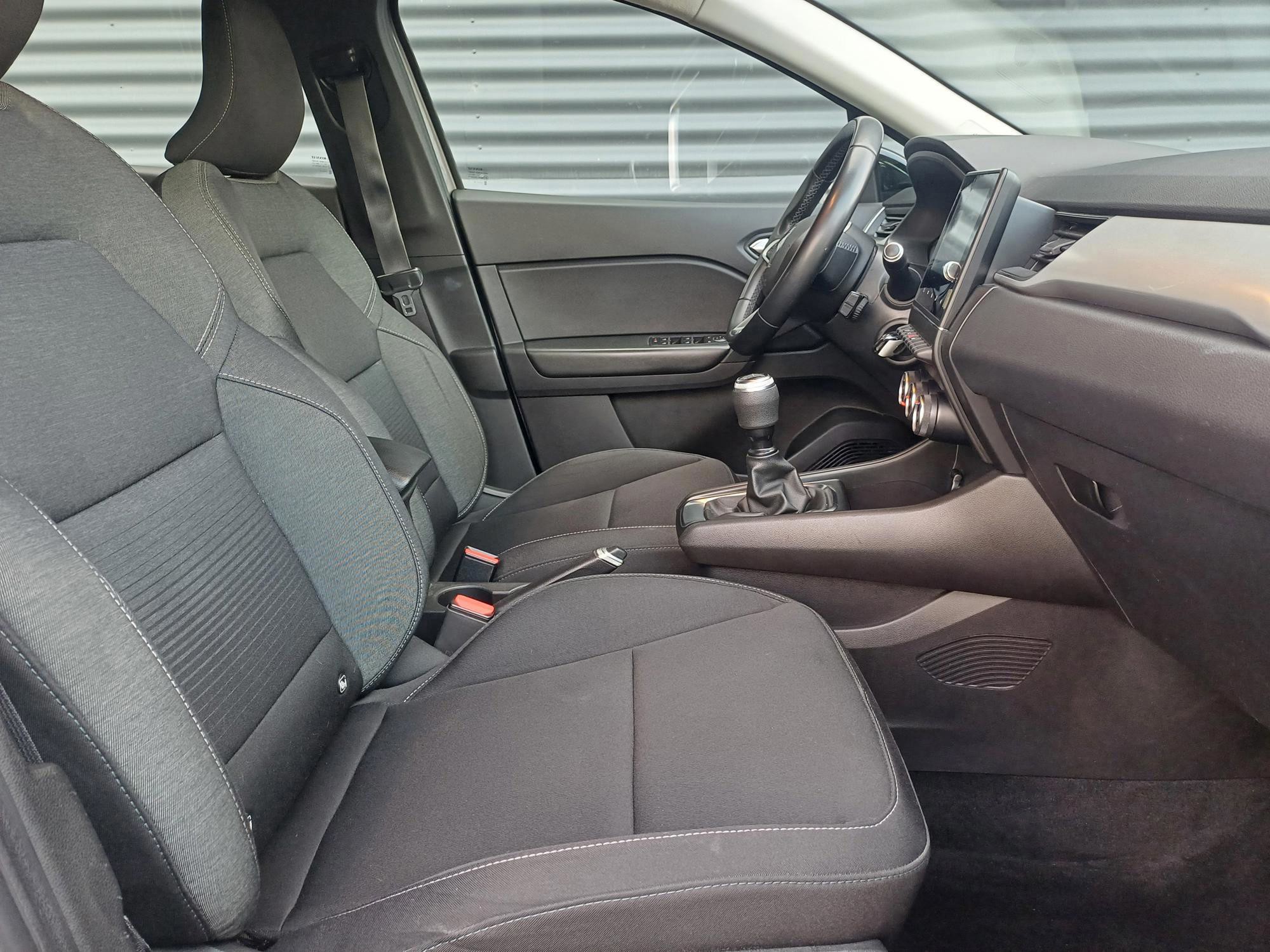Renault CAPTUR TCE 100 KS, 1 Vlasnik, 58 000 KM, Kupljen u HR, fotografija 9