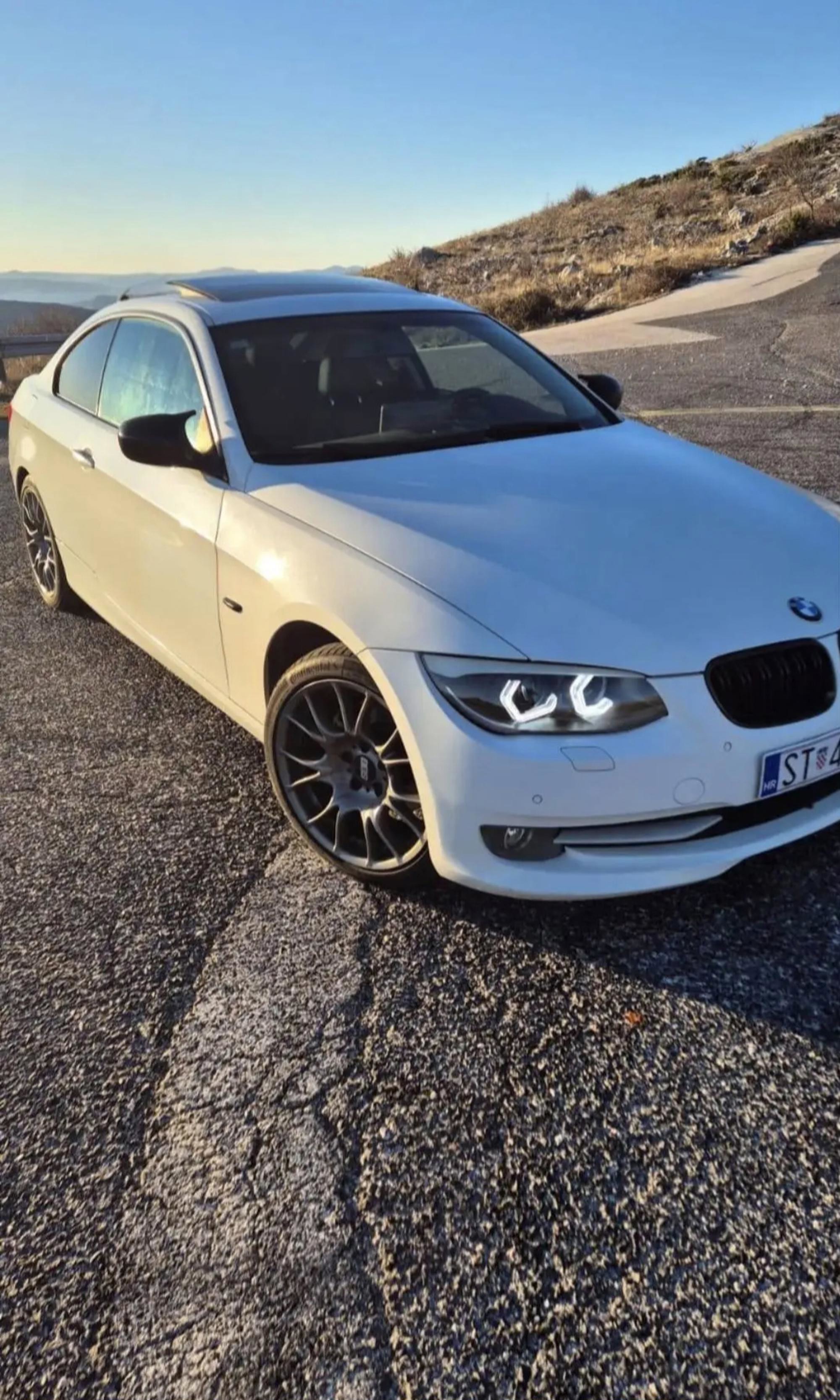Bmw e92 320d Lci, fotografija 8