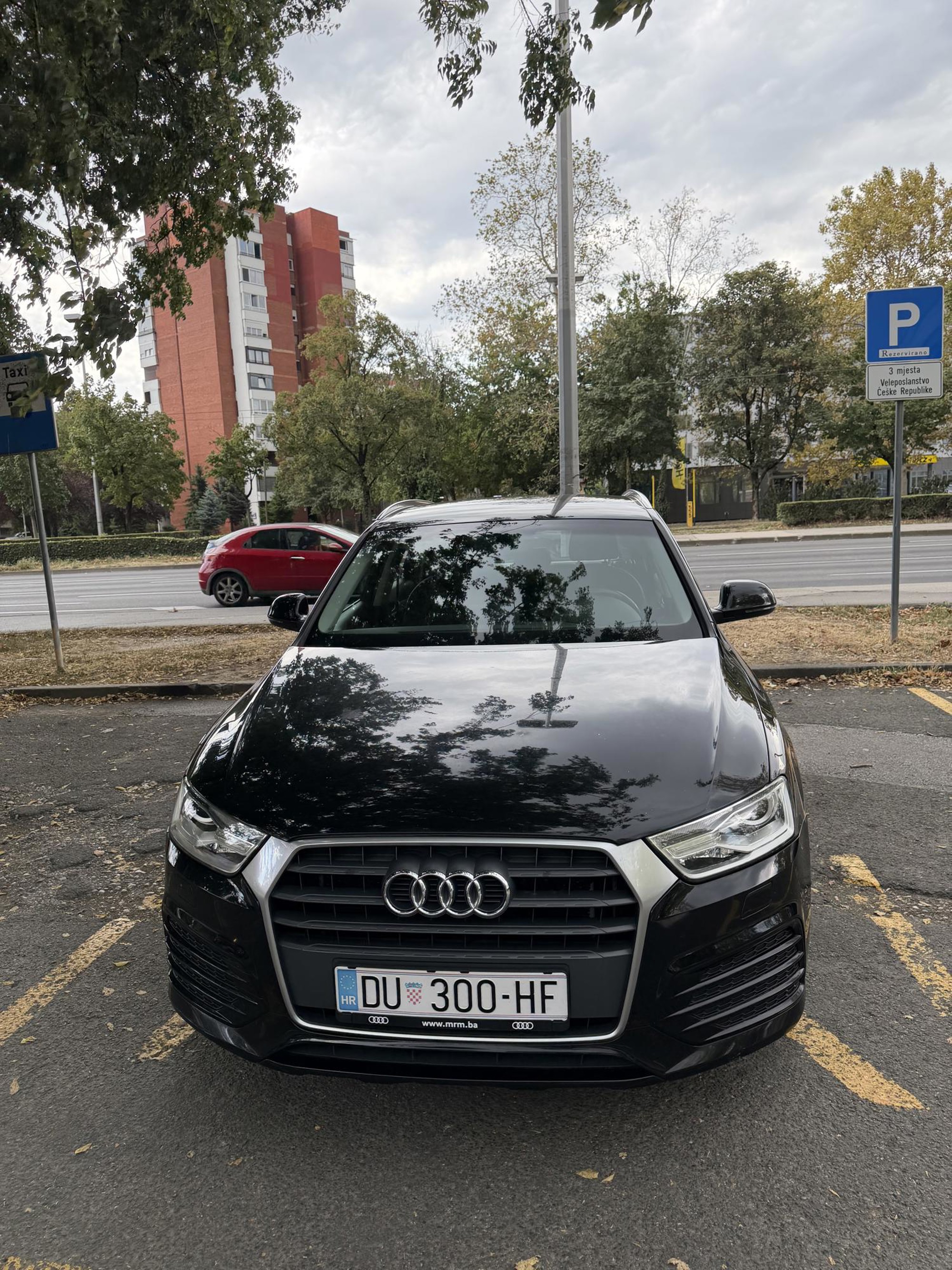 Audi Q3 S-tronic 2.0 TDI 2017. - Održavan kod ovlaštenog servisera, pogled izvana - slika 2