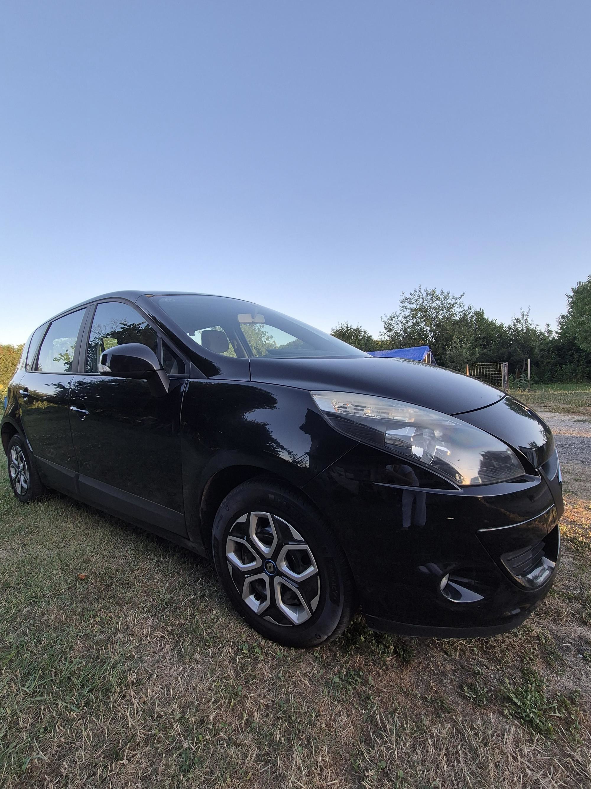 Renault Scenic 1.5 dci. Registriran do 7/2027!, fotografija 3