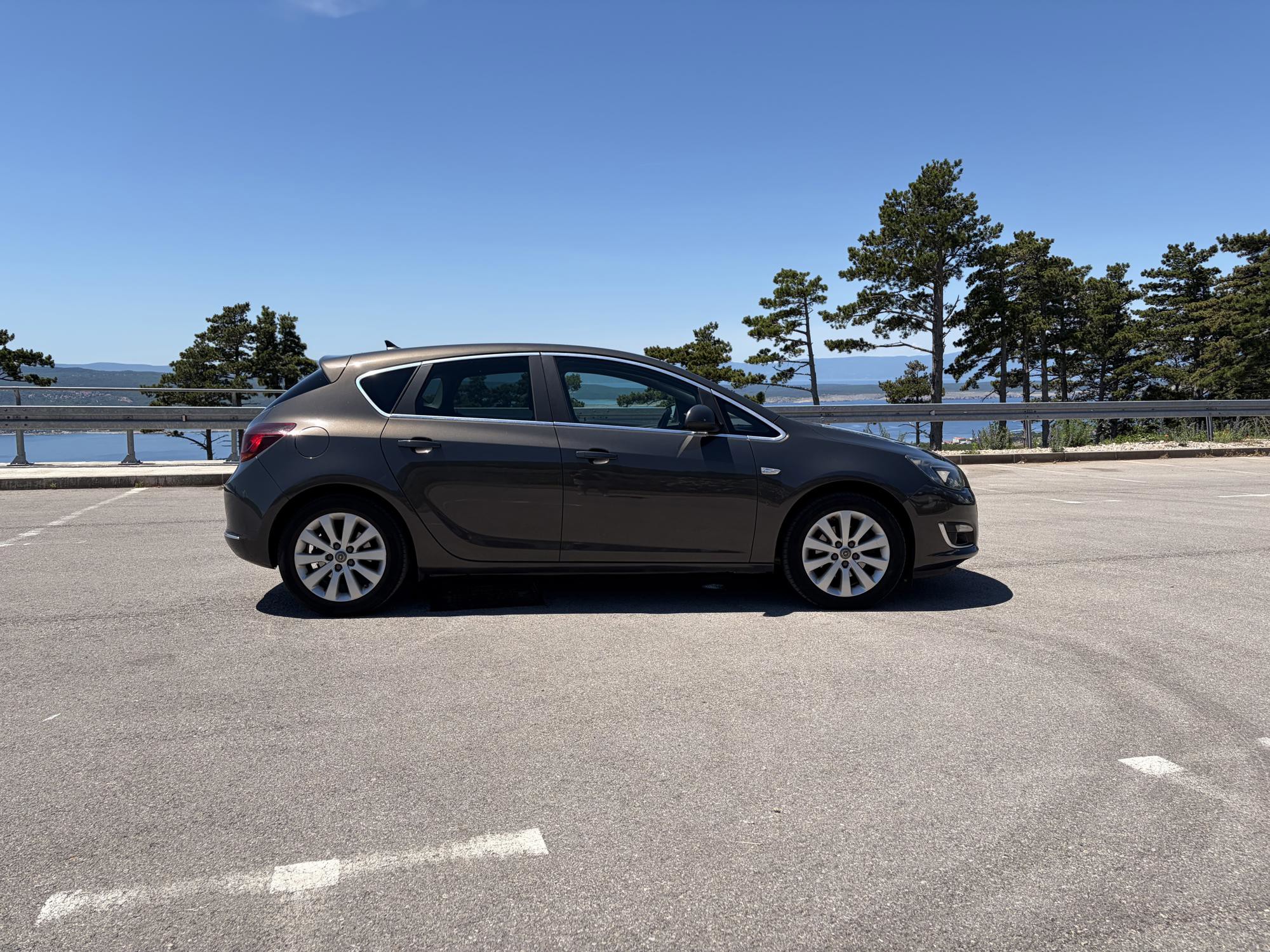 Opel Astra, fotografija 4