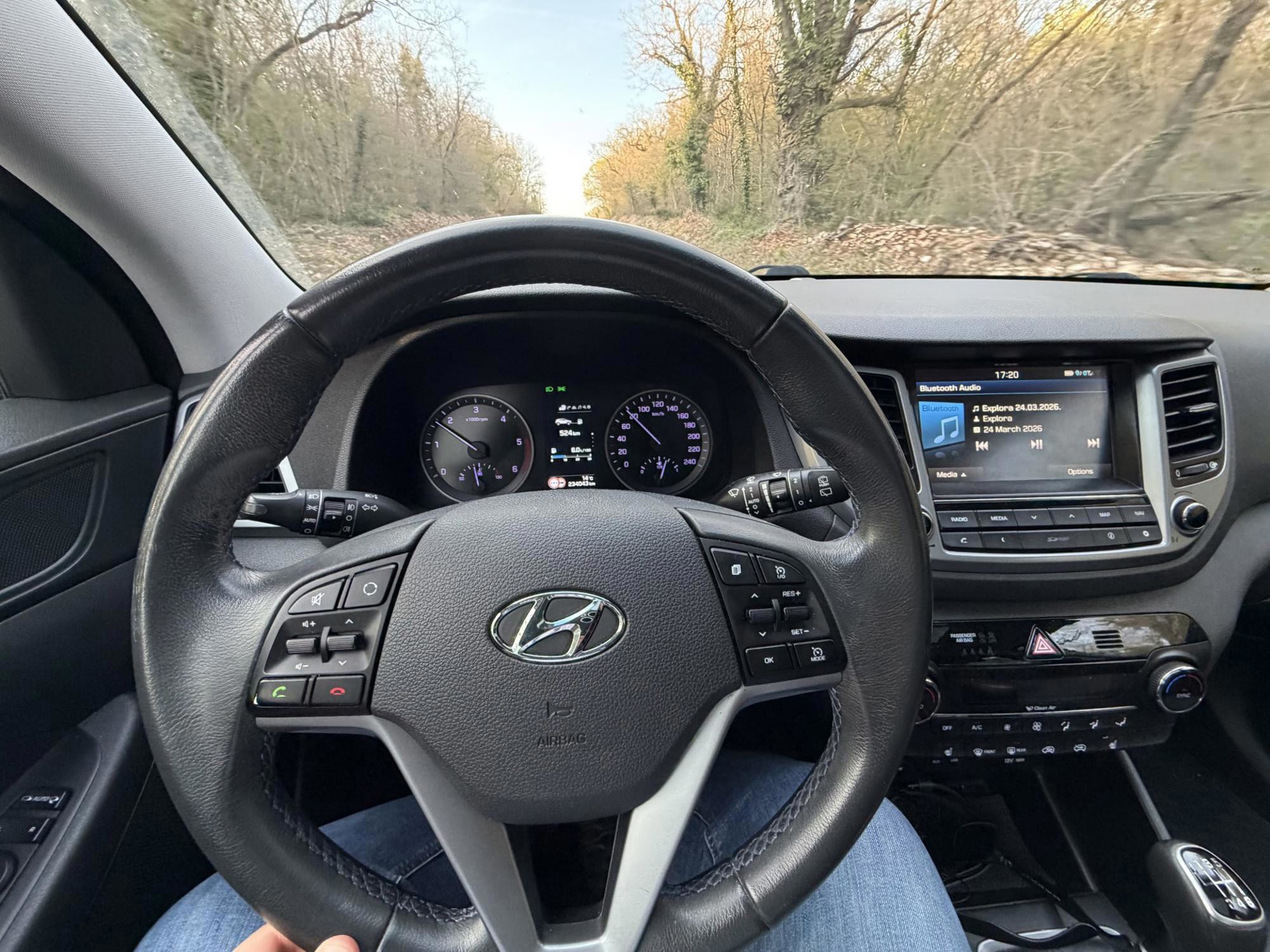 Hyundai Tucson 1.7 CRDi Xpossible | PANORAMA • Reg. 07/2027, fotografija 3