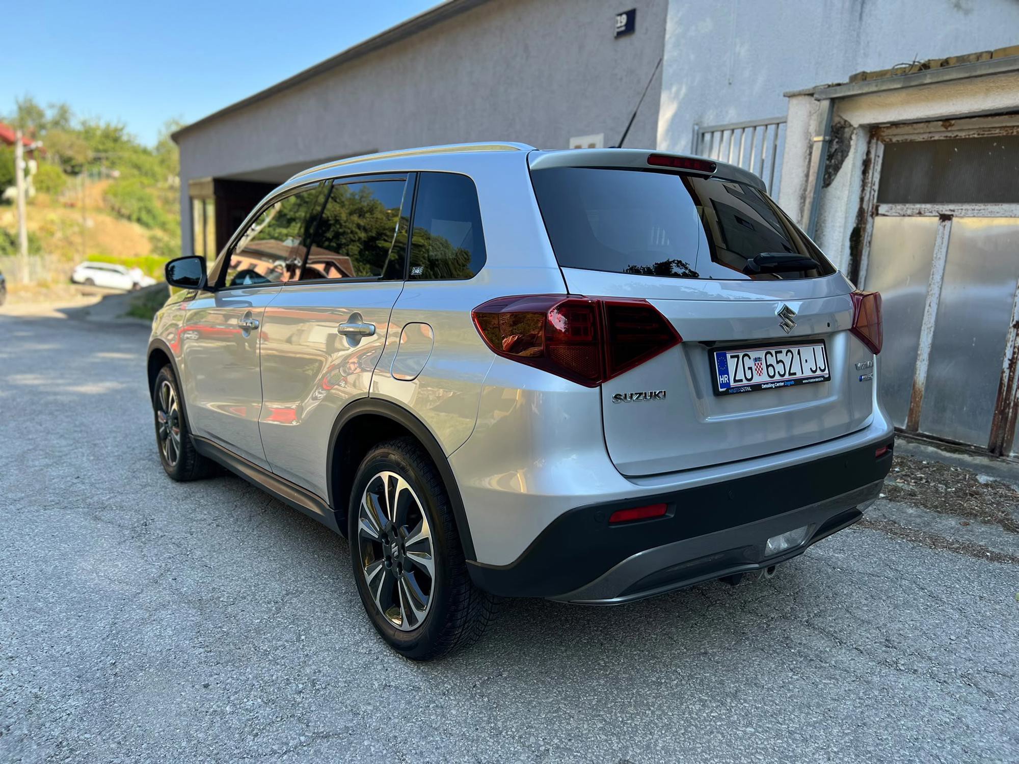Suzuki Vitara 1,4 Hybrid GLX Elegance Full oprema, fotografija 4
