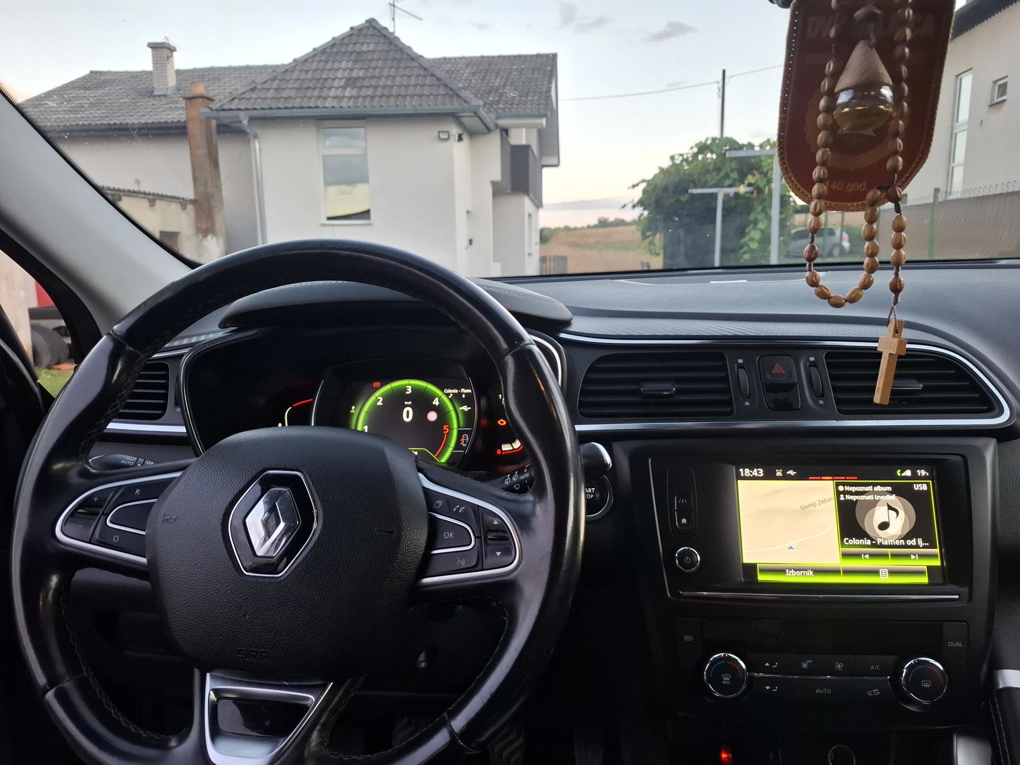 Renault Kadjar 1.6dci BOSE 2016, fotografija 4