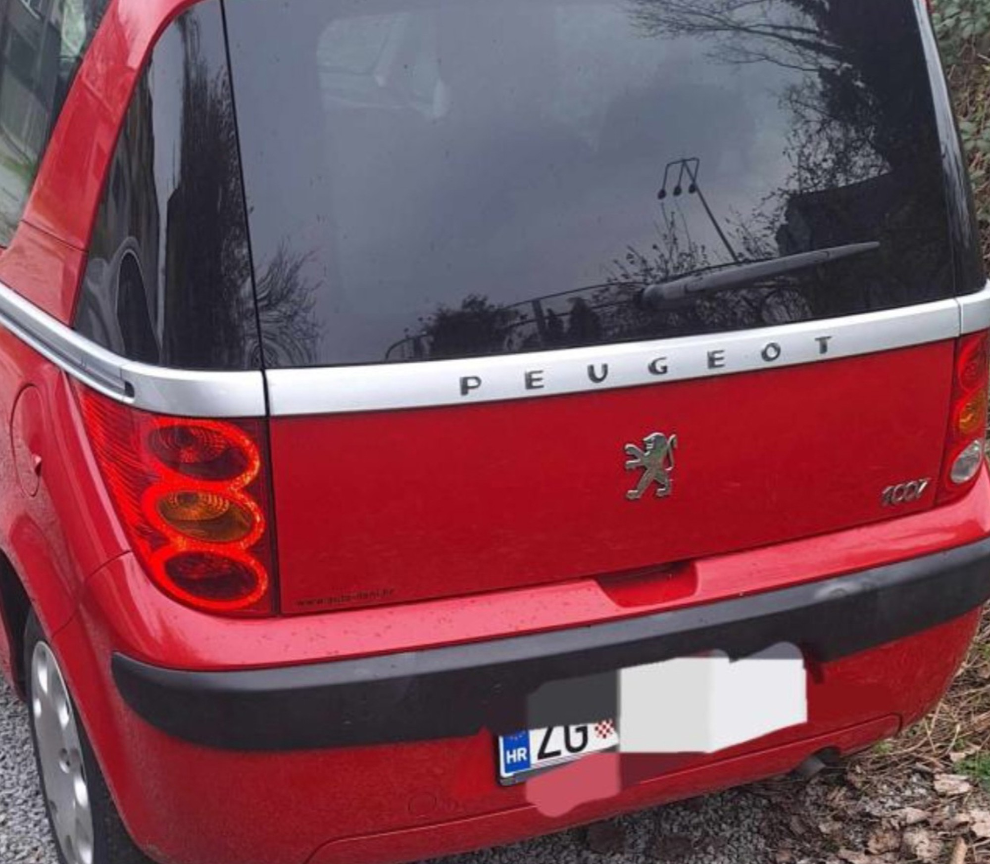 PEUGEOT 1007 1.4i, fotografija 2