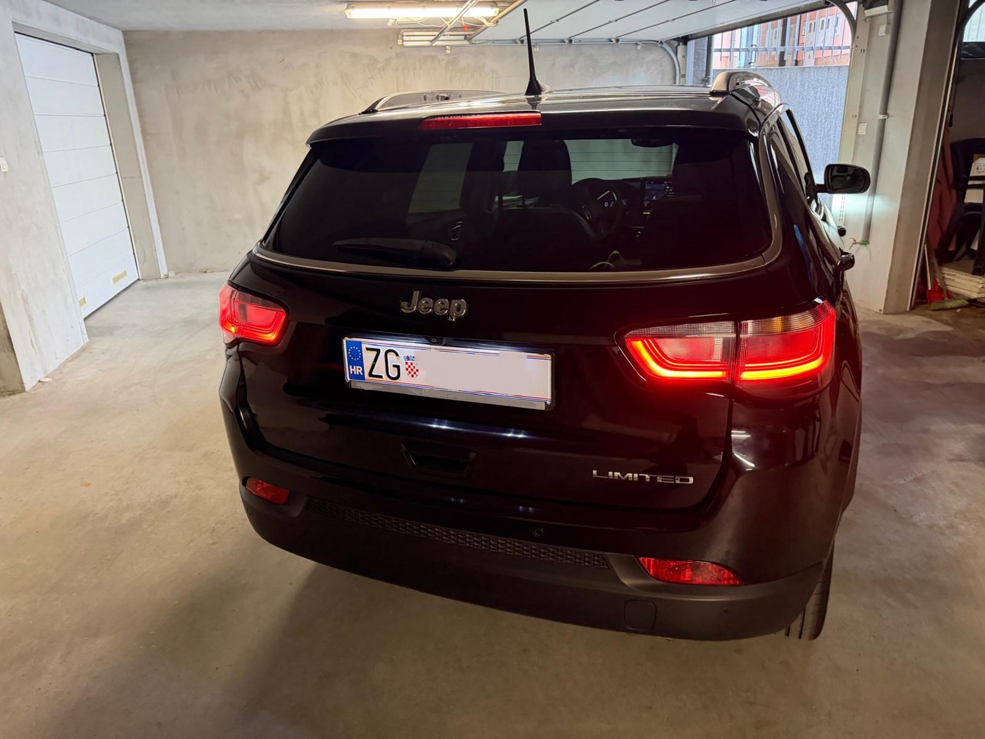 Jeep Compass Limited 1.3 GSE 150 KS Automatik – HR kupljen, panorama, koža, jamstvo do 2027, fotografija 4