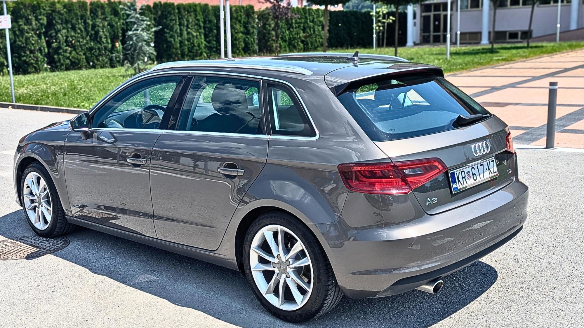 Audi A3 Sportback 1.6 TDI Ambition | Bi-Xenon | 17" | nove kočnice | servisna knjiž.-uredna povijest, fotografija 3