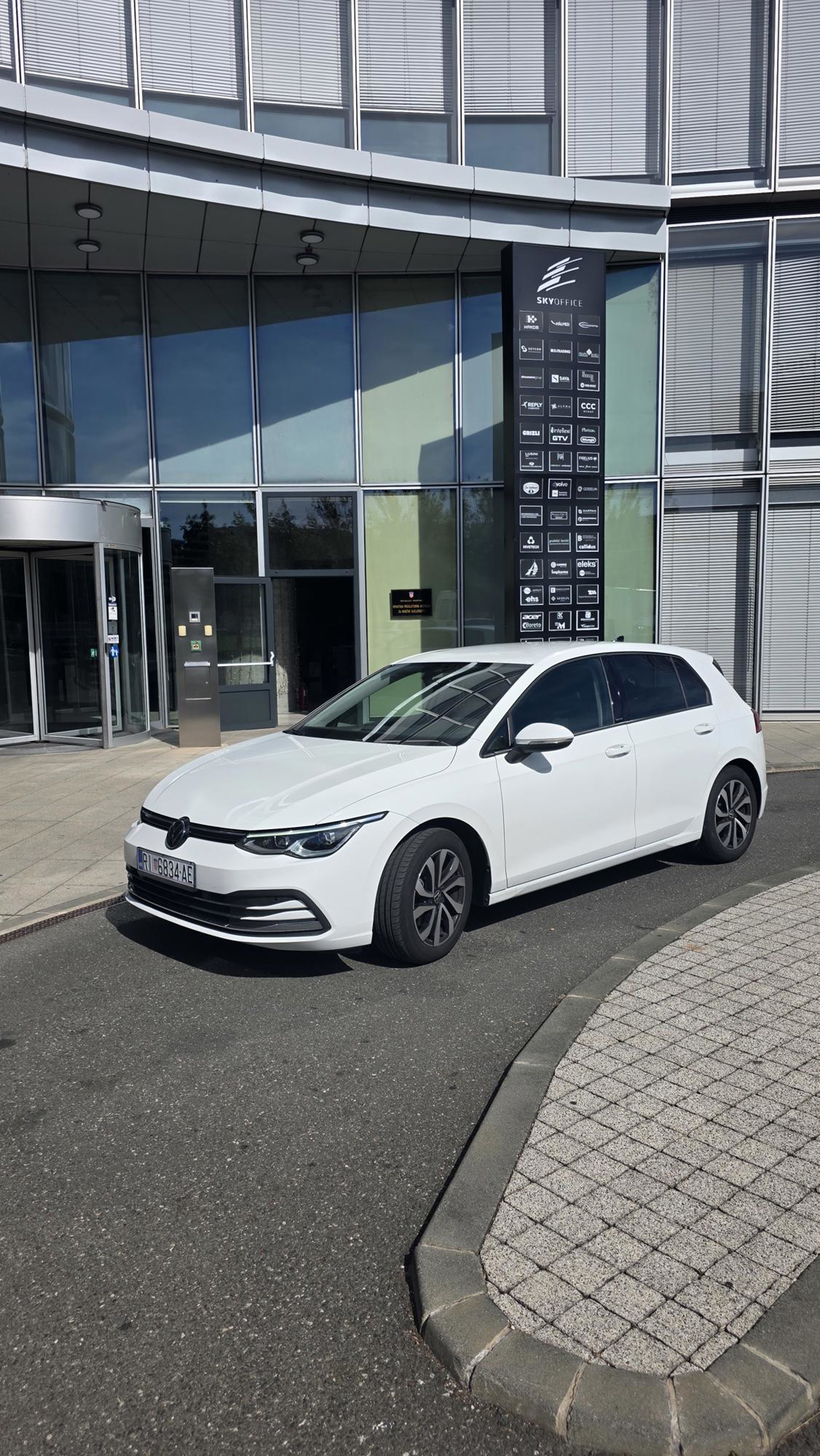 Golf 8, 150ks, dsg, 2022, fotografija 3