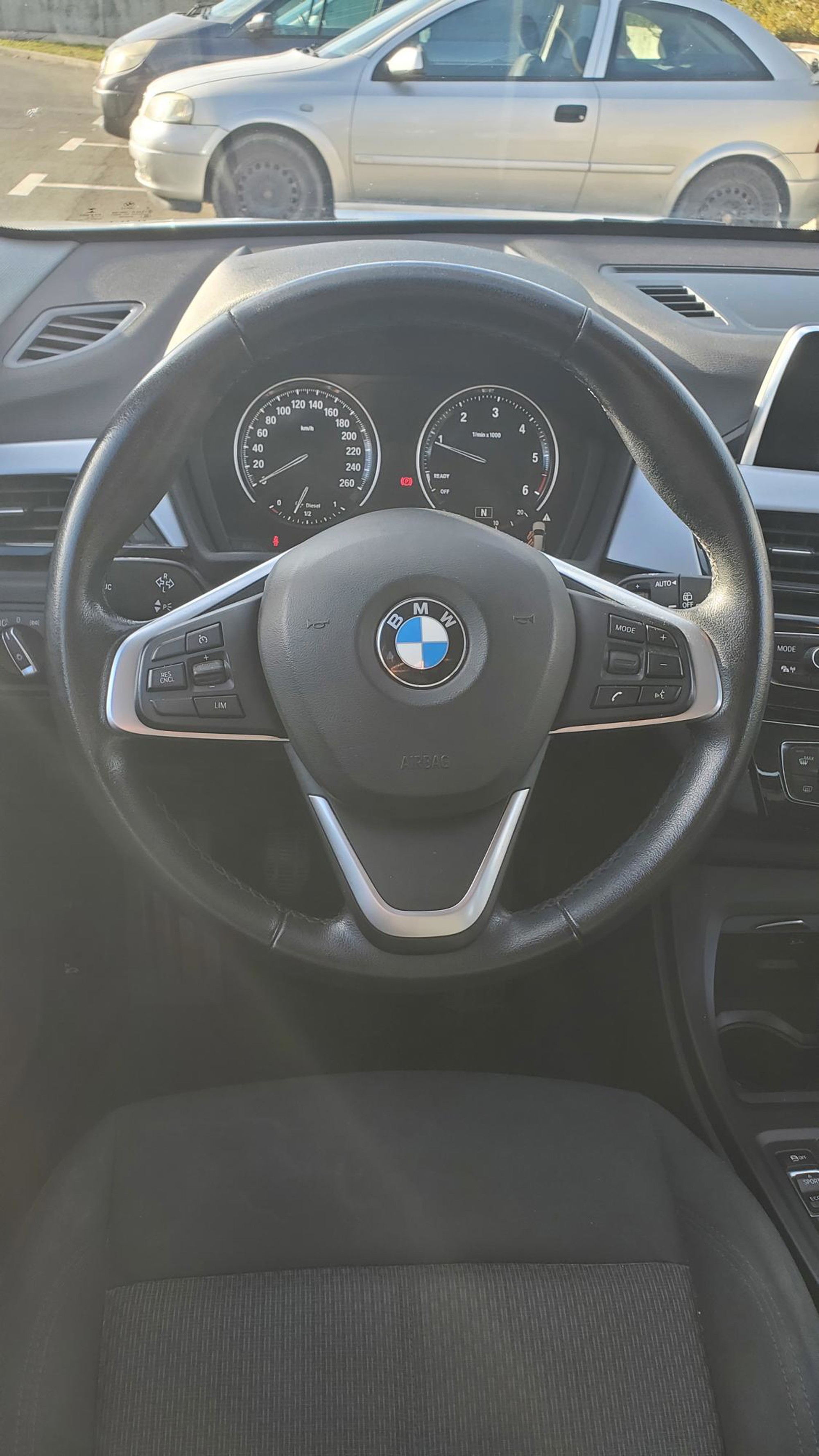 BMW X1 sDrive 18d Advantage – 113.000 km / LED / Navigacija / Reg 04/2027, fotografija 9