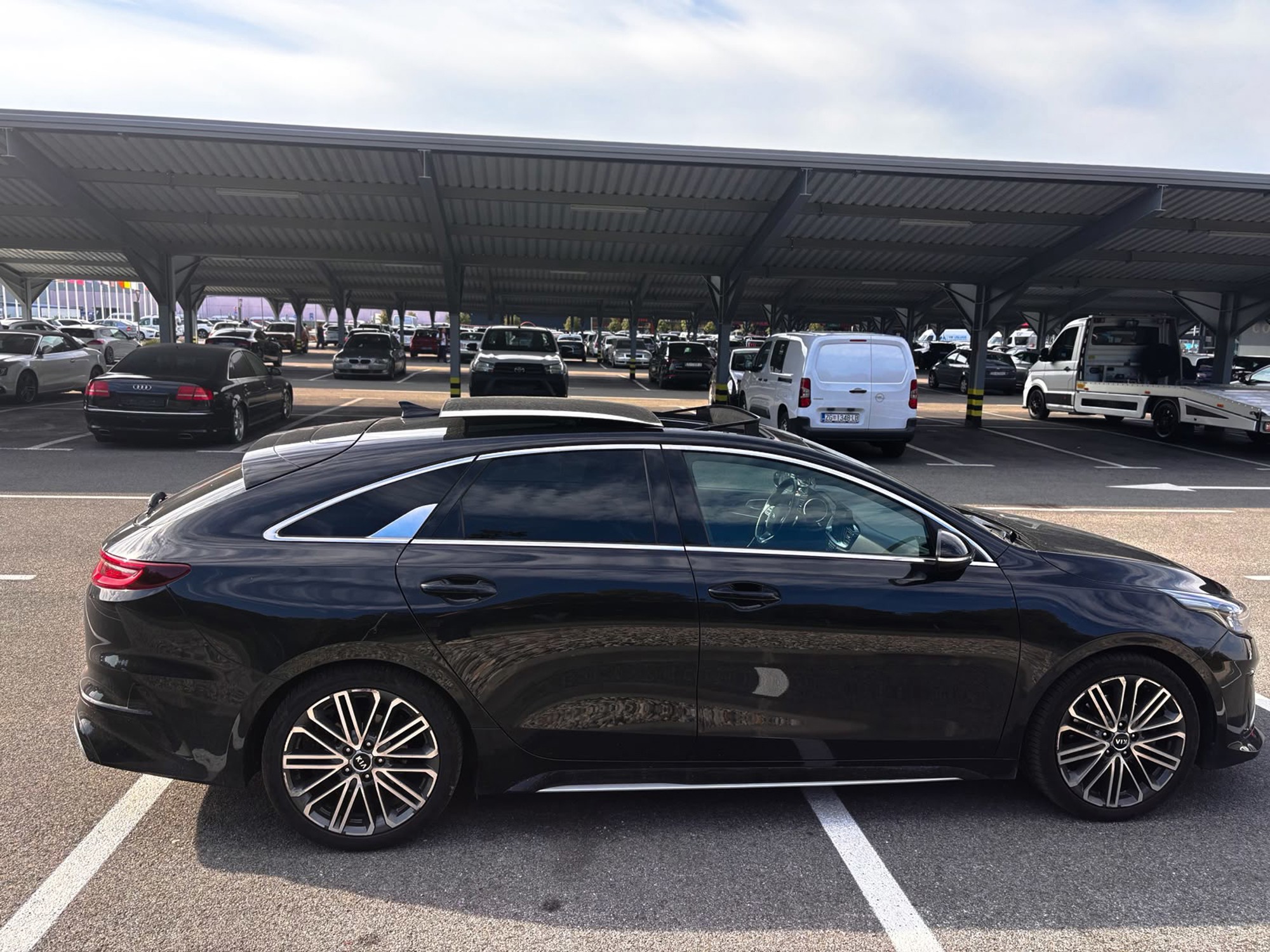 Kia proceed 2019, fotografija 4