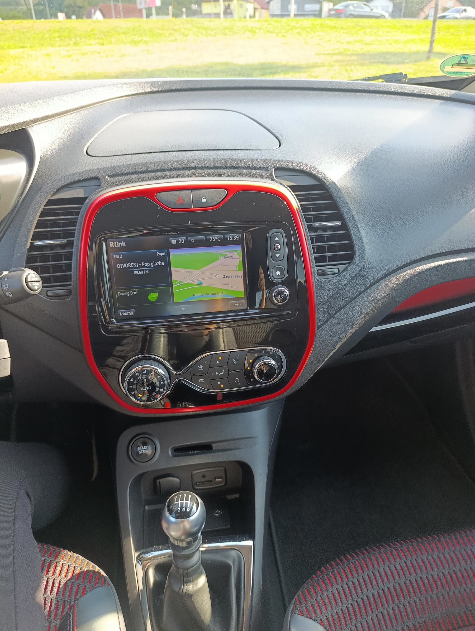 Renault Captur 1,5 diesel, 110KS, 2017.g., XMOD oprema, REG: 6/2027., fotografija 10