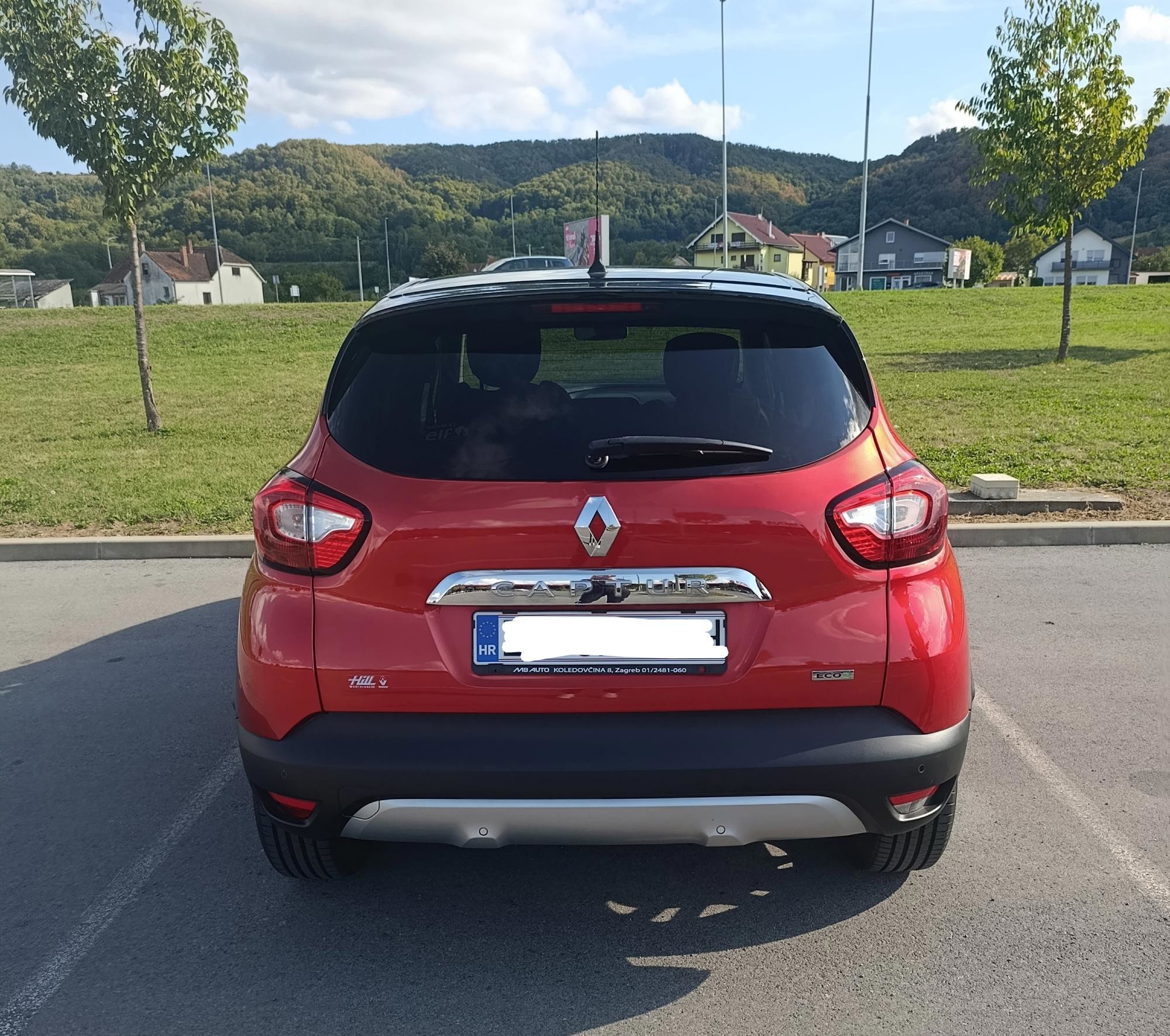Renault Captur 1,5 diesel, 110KS, 2017.g., XMOD oprema, REG: 6/2027., fotografija 4
