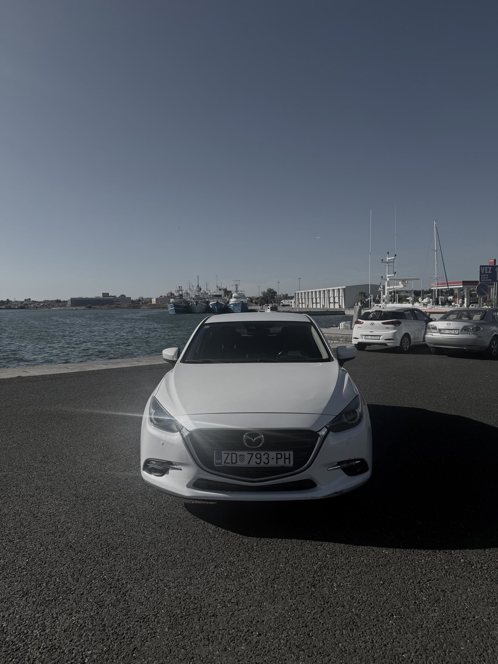 Mazda 3 Sport 2.2 CD150 automatik, fotografija 2