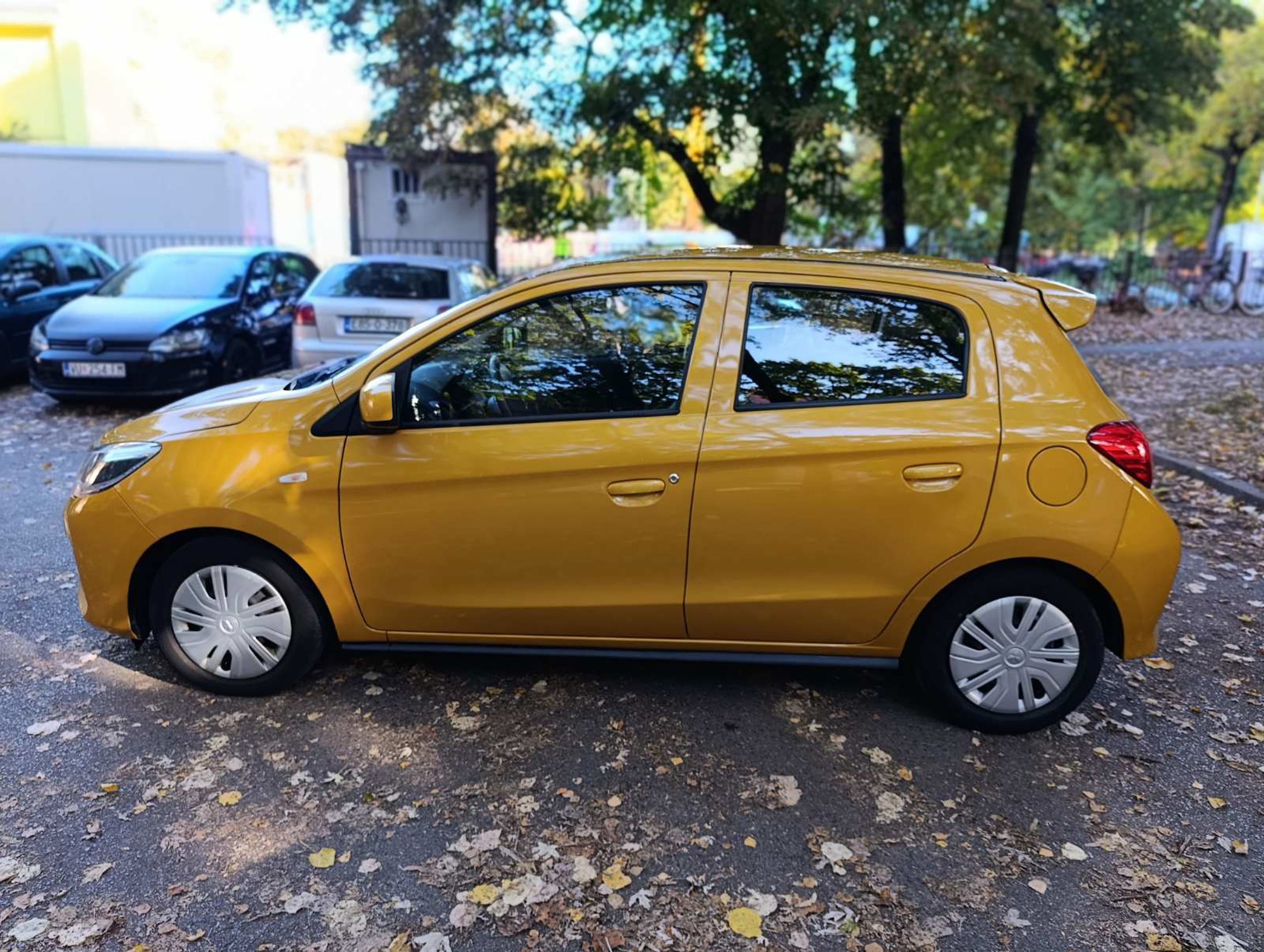 Mitsubishi Space Star 1.0 Entry, fotografija 2