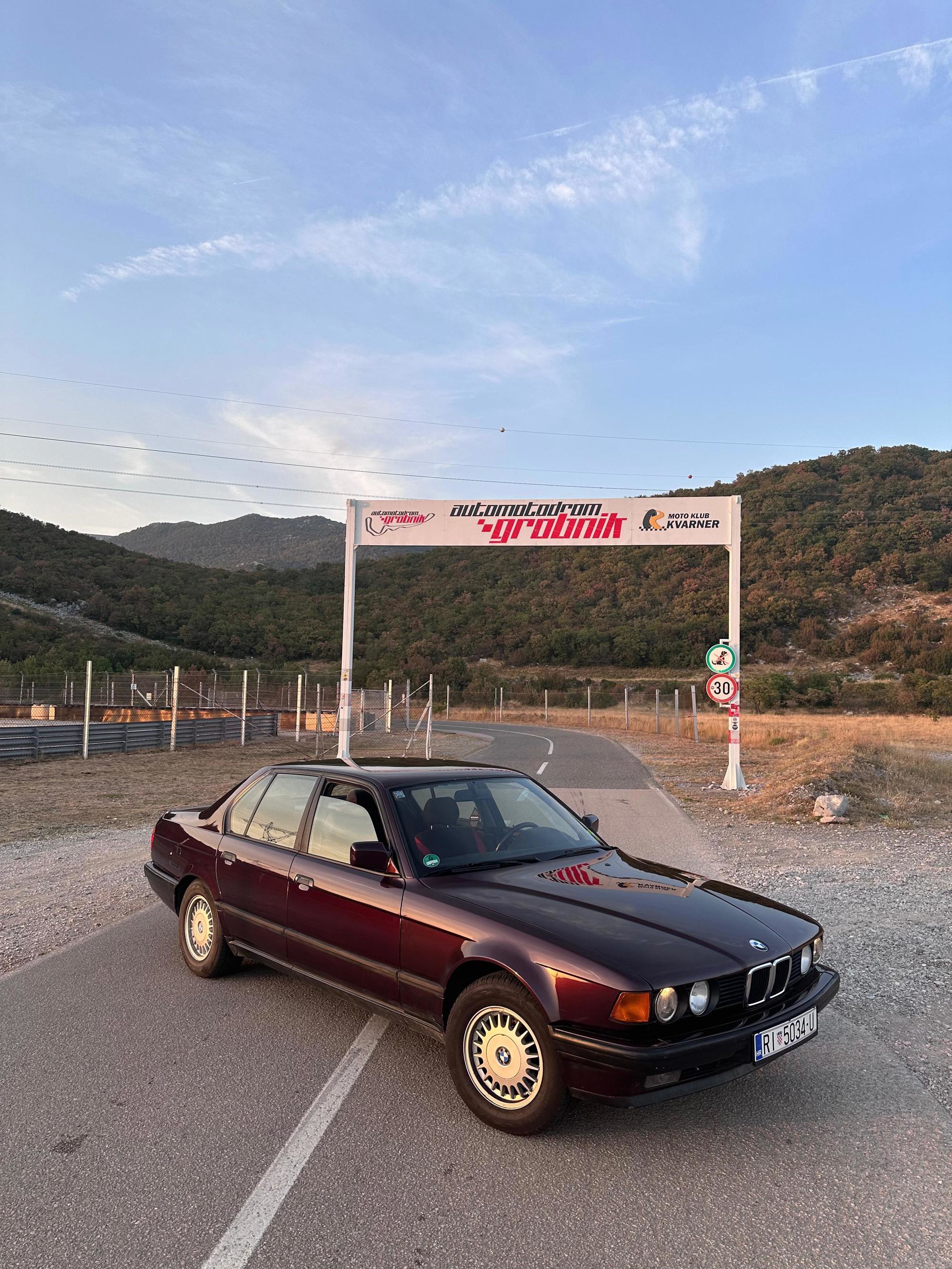BMW e32, 730i, pogled izvana - slika 4