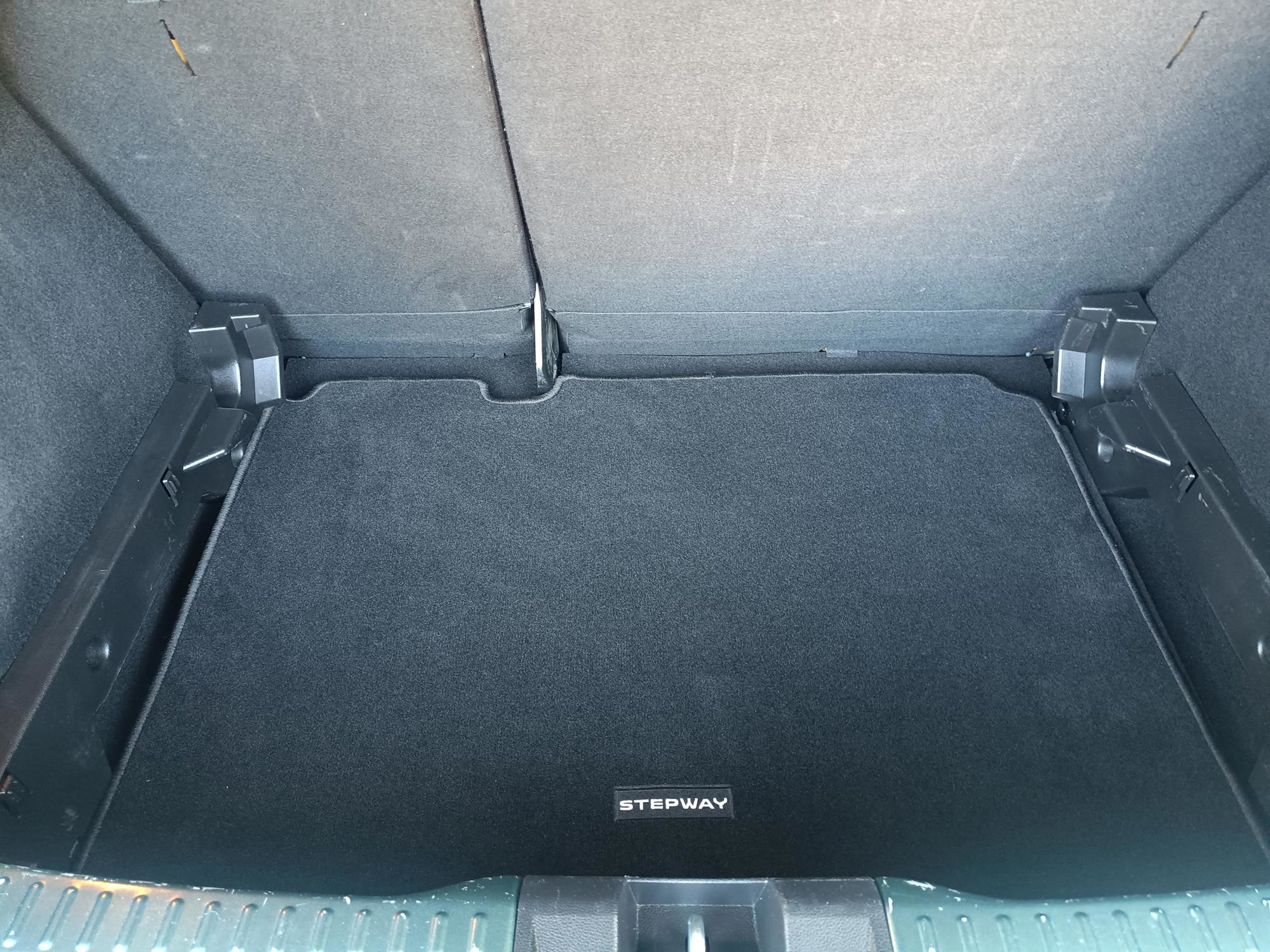 Prodajem Daciu Sandero Stepway Extreme LPG, fotografija 8