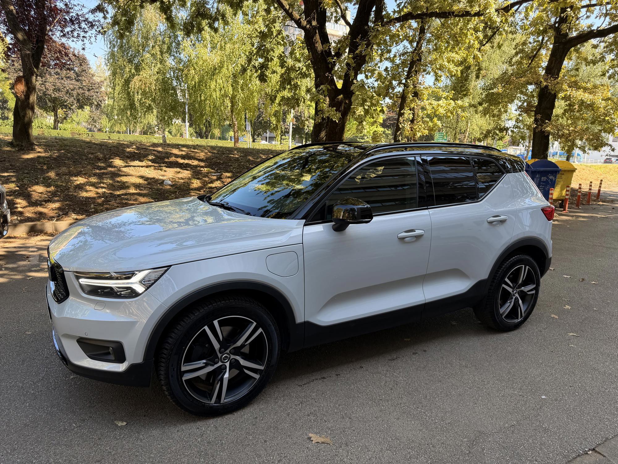 Volvo XC40 Recharge T5 R-Design Expression, fotografija 2