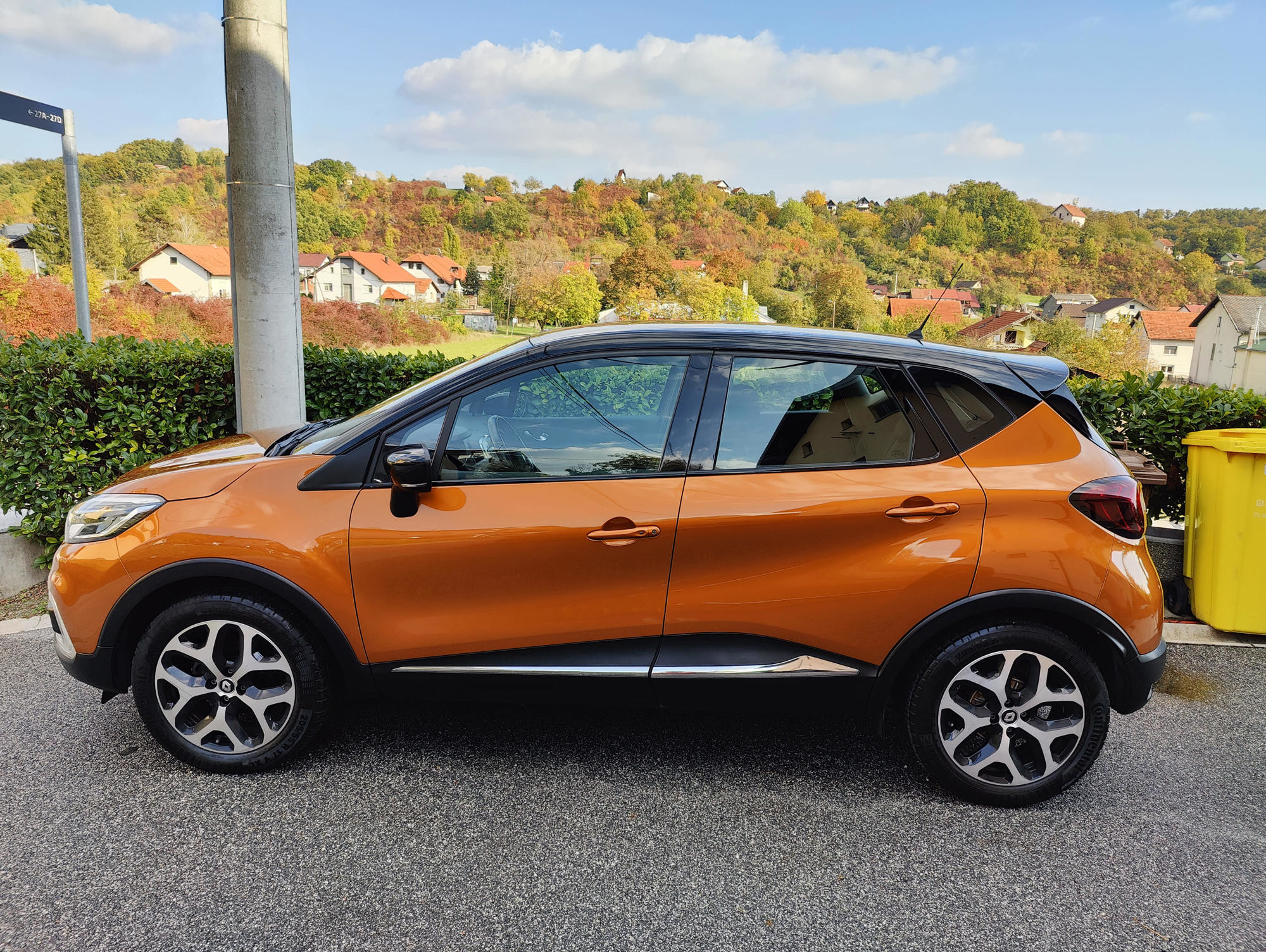 Renault Captur TCe 90*Intens*Servisna*Zimski set felgi Gratis, fotografija 3