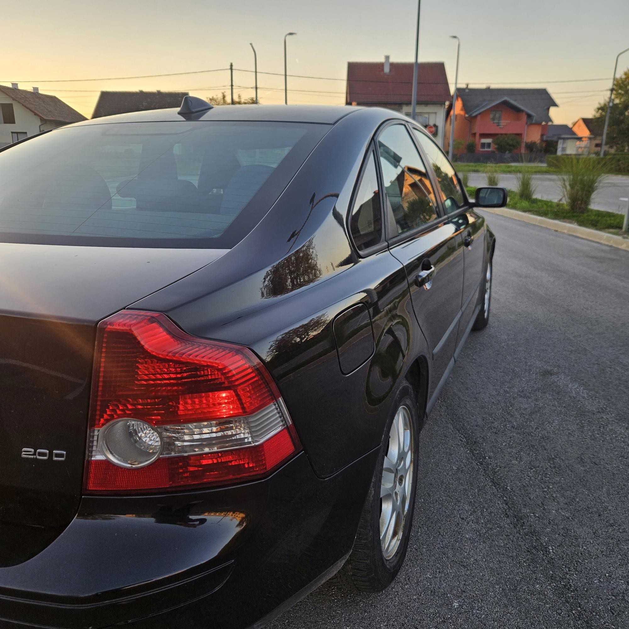 Volvo S40 2.0D | 2005., pogled izvana - slika 4