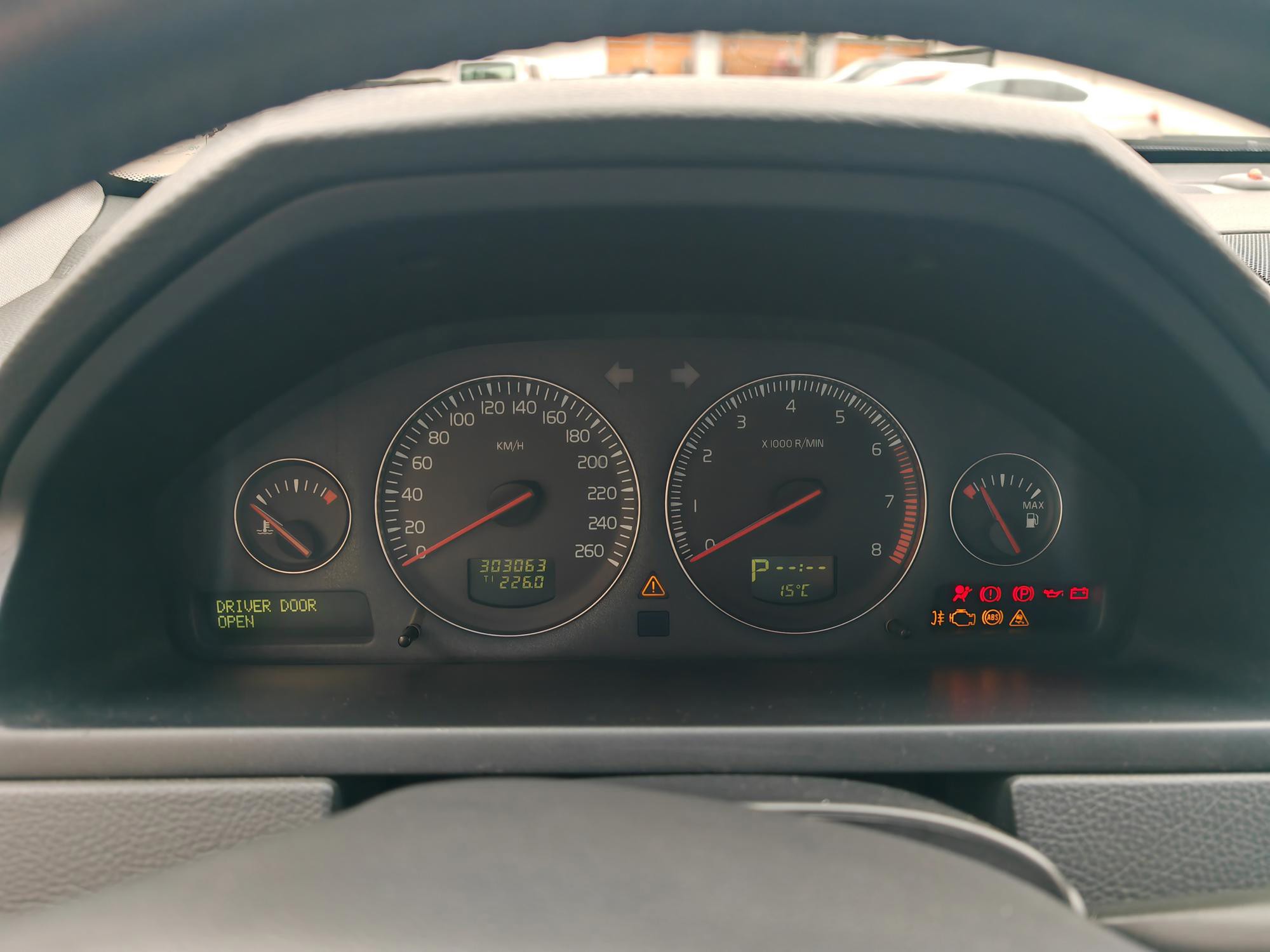 Volvo XC90 AWD V8 4.4 automatik 2005. 2, fotografija 8