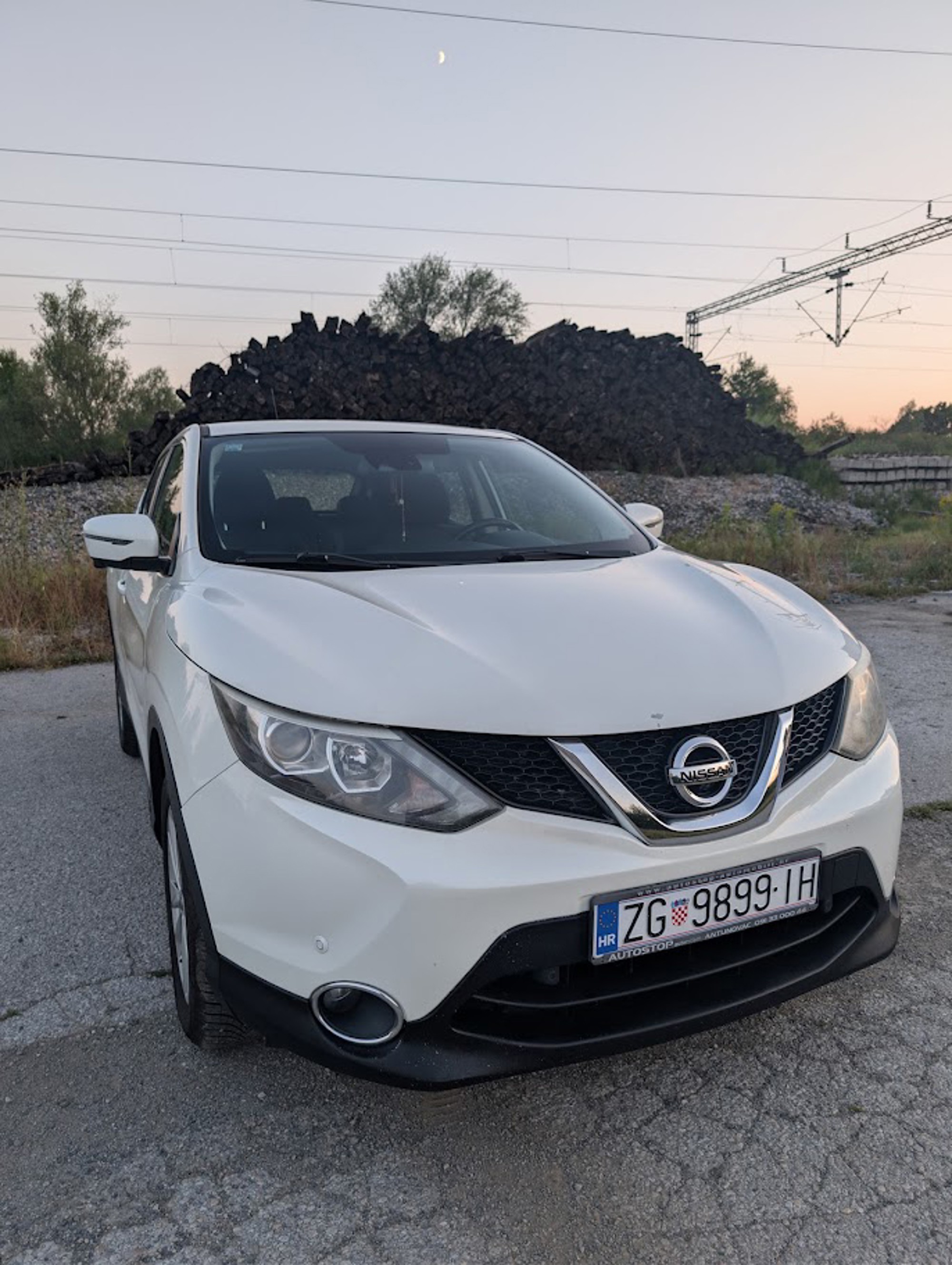 *Nissan Qashqai 1,5 dCi* ***NAVI, TEMP, 360°, REG: 07/27***, fotografija 2