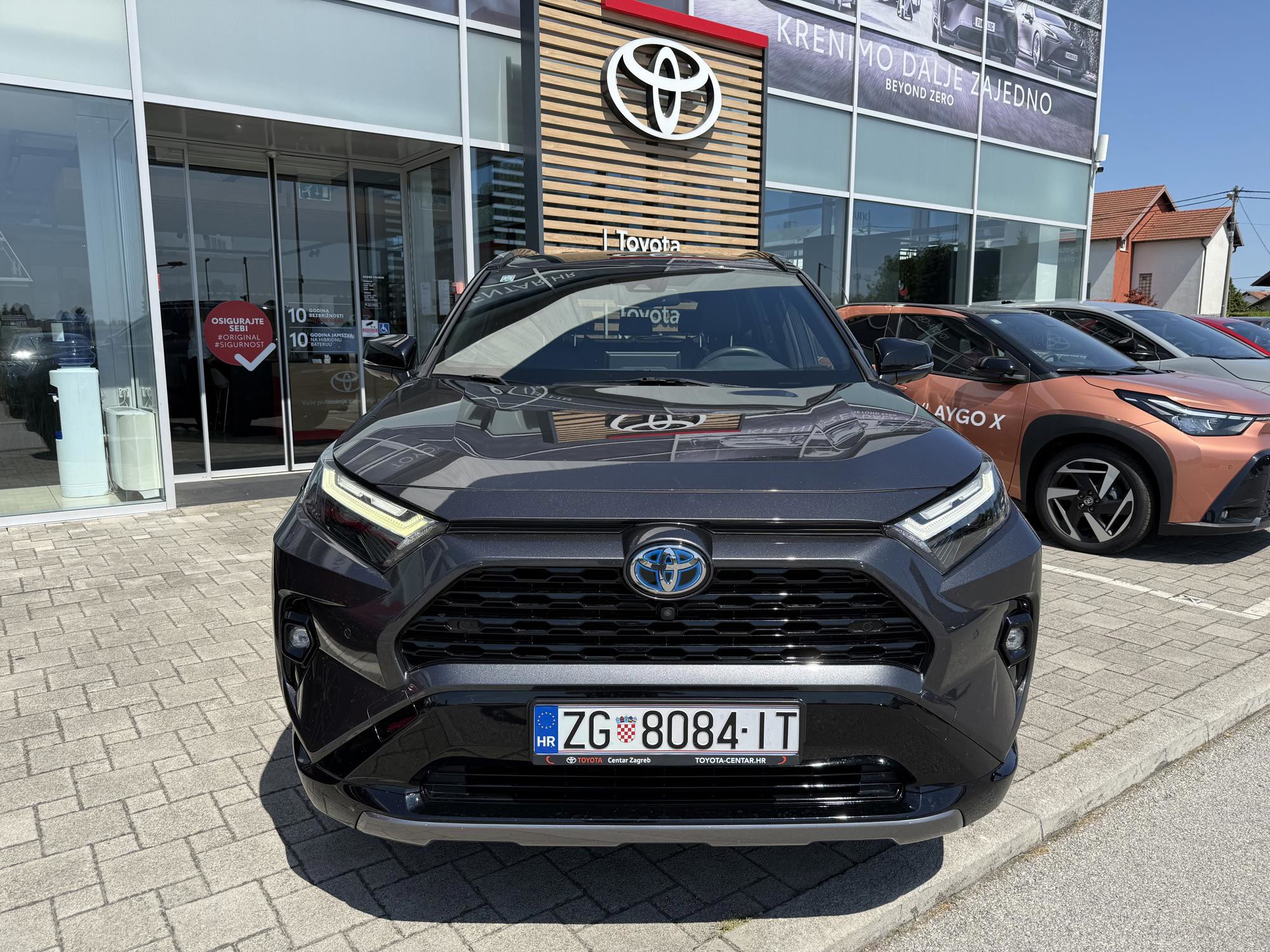 Toyota RAV4 2,5 FWD, Hybrid Style Tech, 2022. godište, fotografija 2