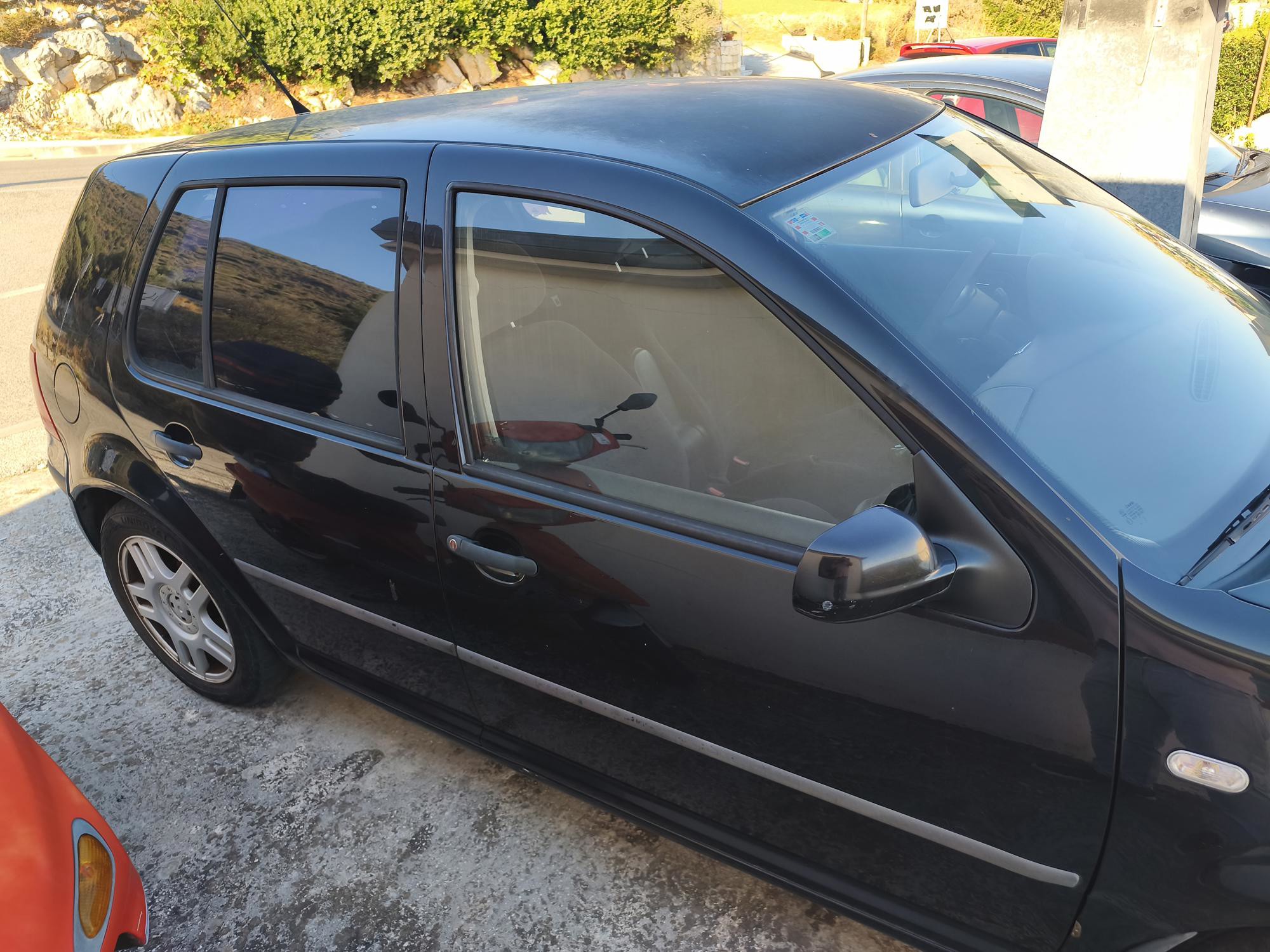 VW Golf IV 2001. god 1,6 benzin komplet za dijelove, fotografija 3