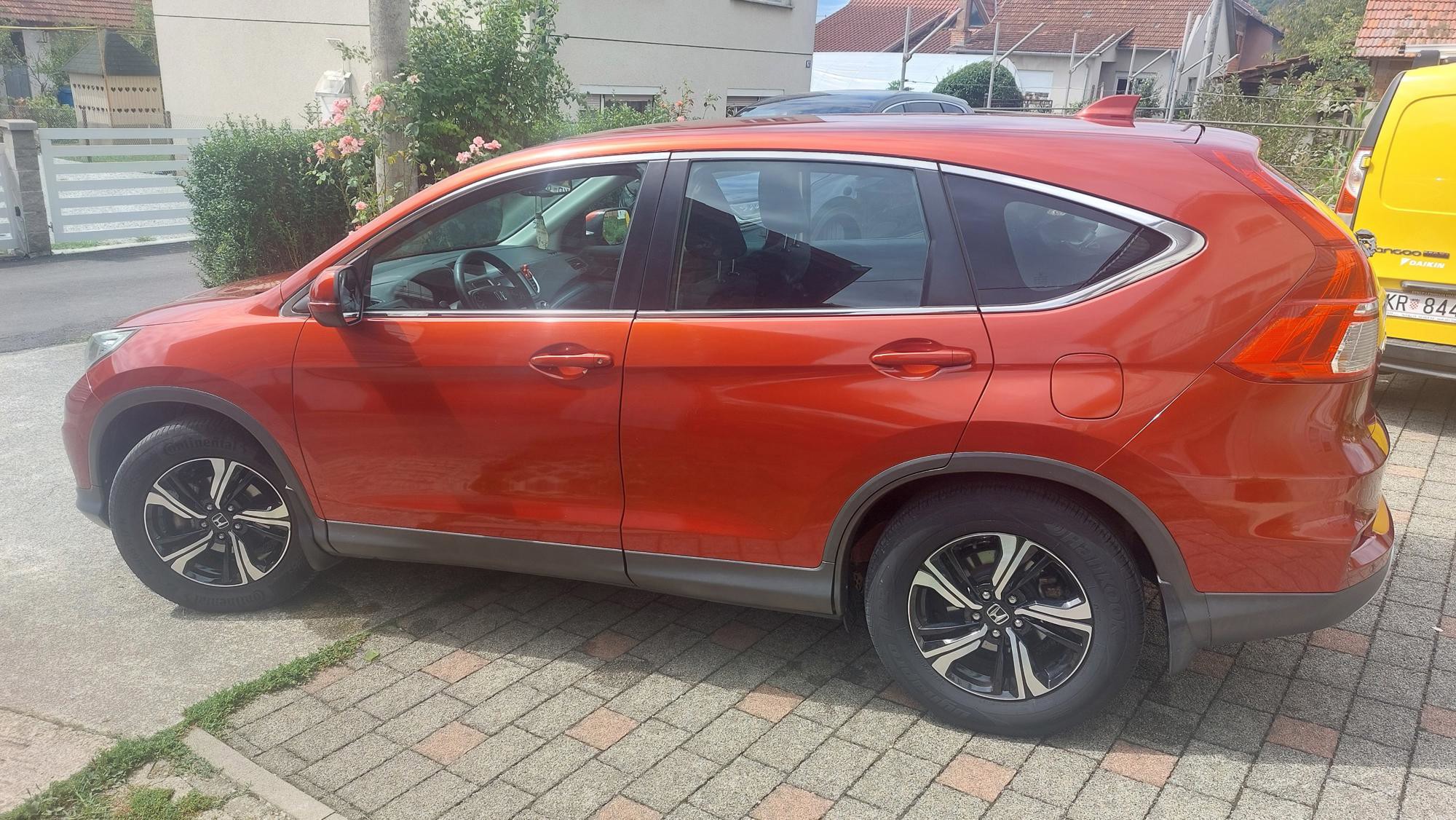 Honda C-RV 1,6 i dtec Elegance, fotografija 2